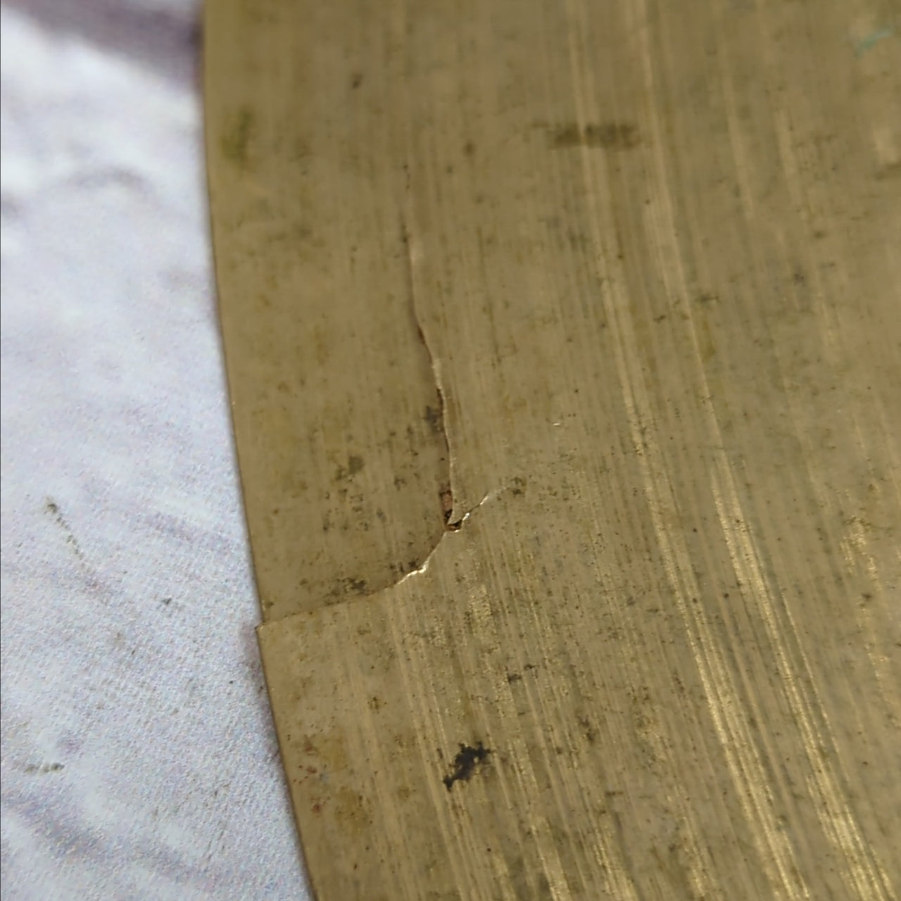 Paiste 18 Signature Fast Crash Cymbal Edge Crack