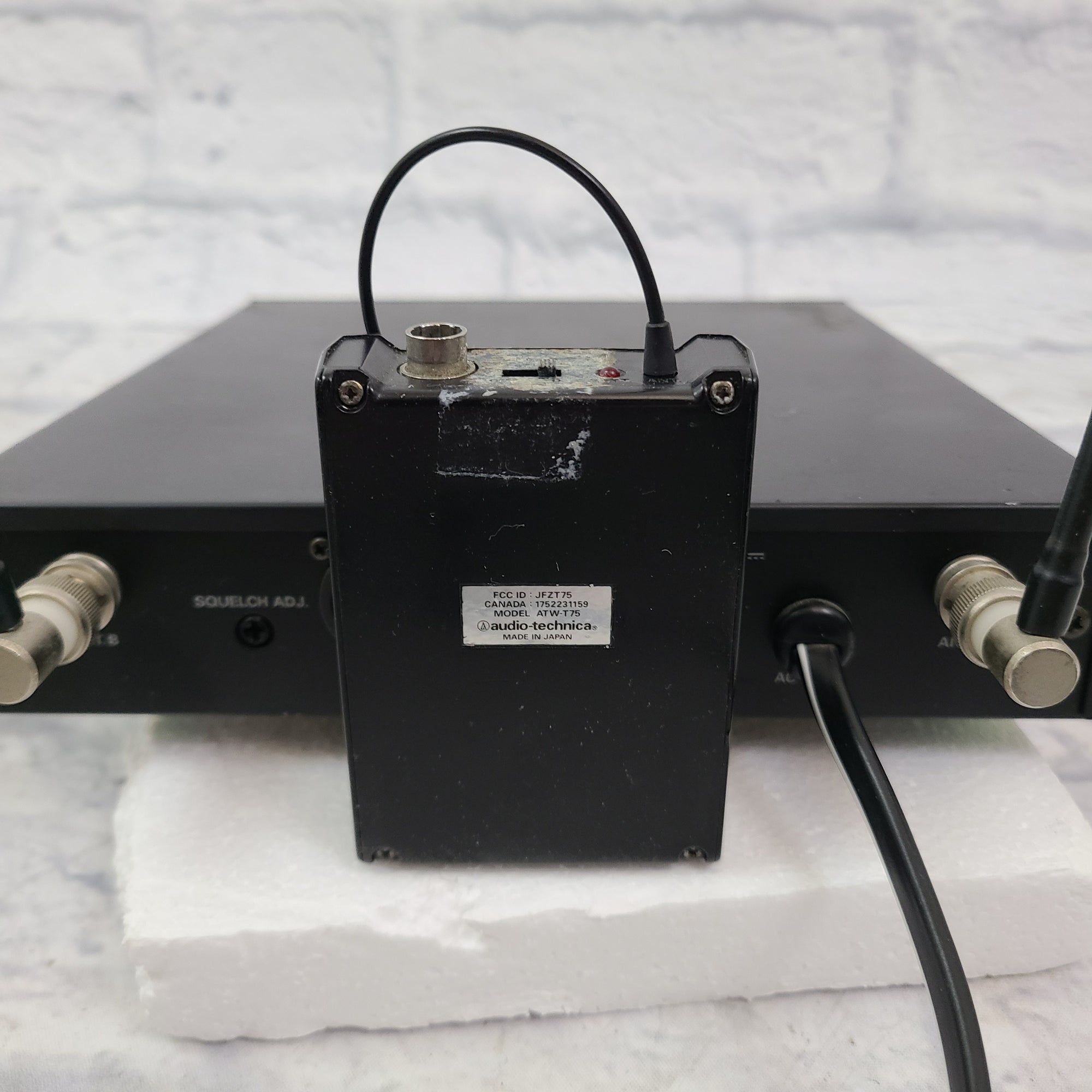 Audio-Technica ATW-R73 Wireless Receiver w/ Microphone Pack