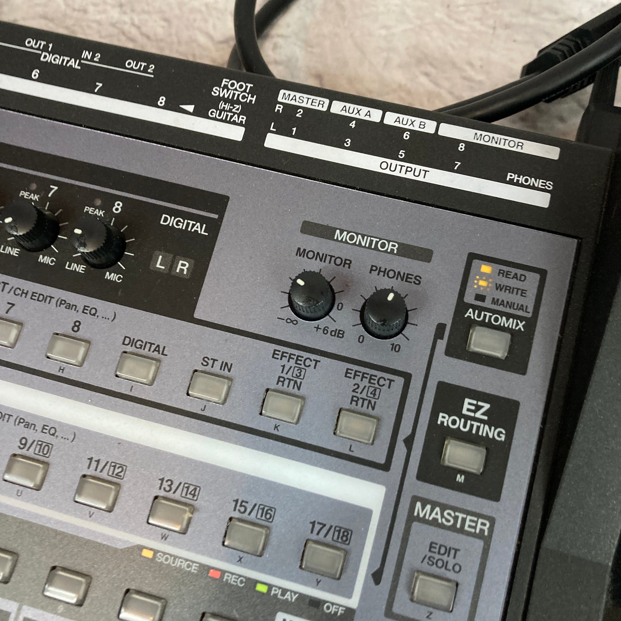 Roland VS-1880 Workstation - Evolution Music
