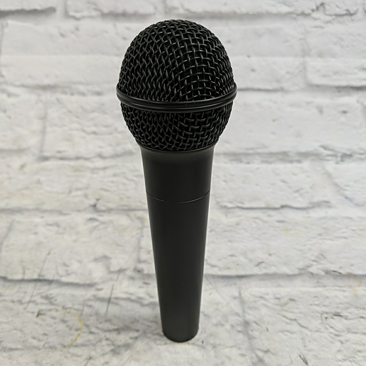 Unknown Dynamic Microphone with switch