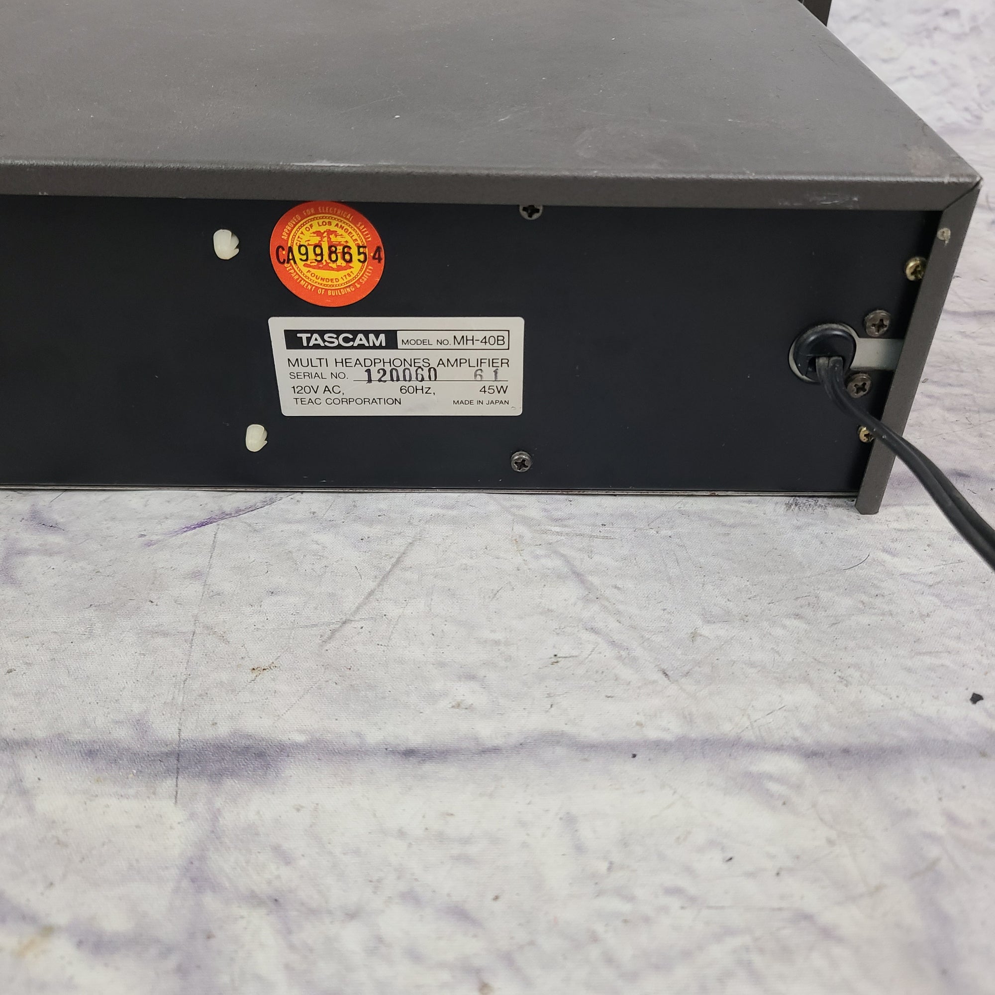 Mh 40 Tascam MH-40 Headphone Amplifier - Evolution Music