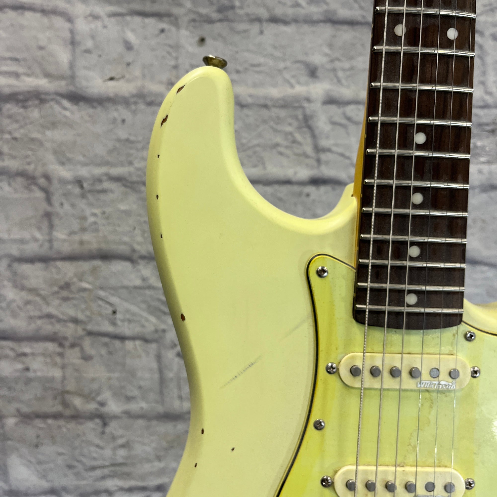 Vintage (Brand) V6MRTBG Distressed Finish Thomas Blug Strat