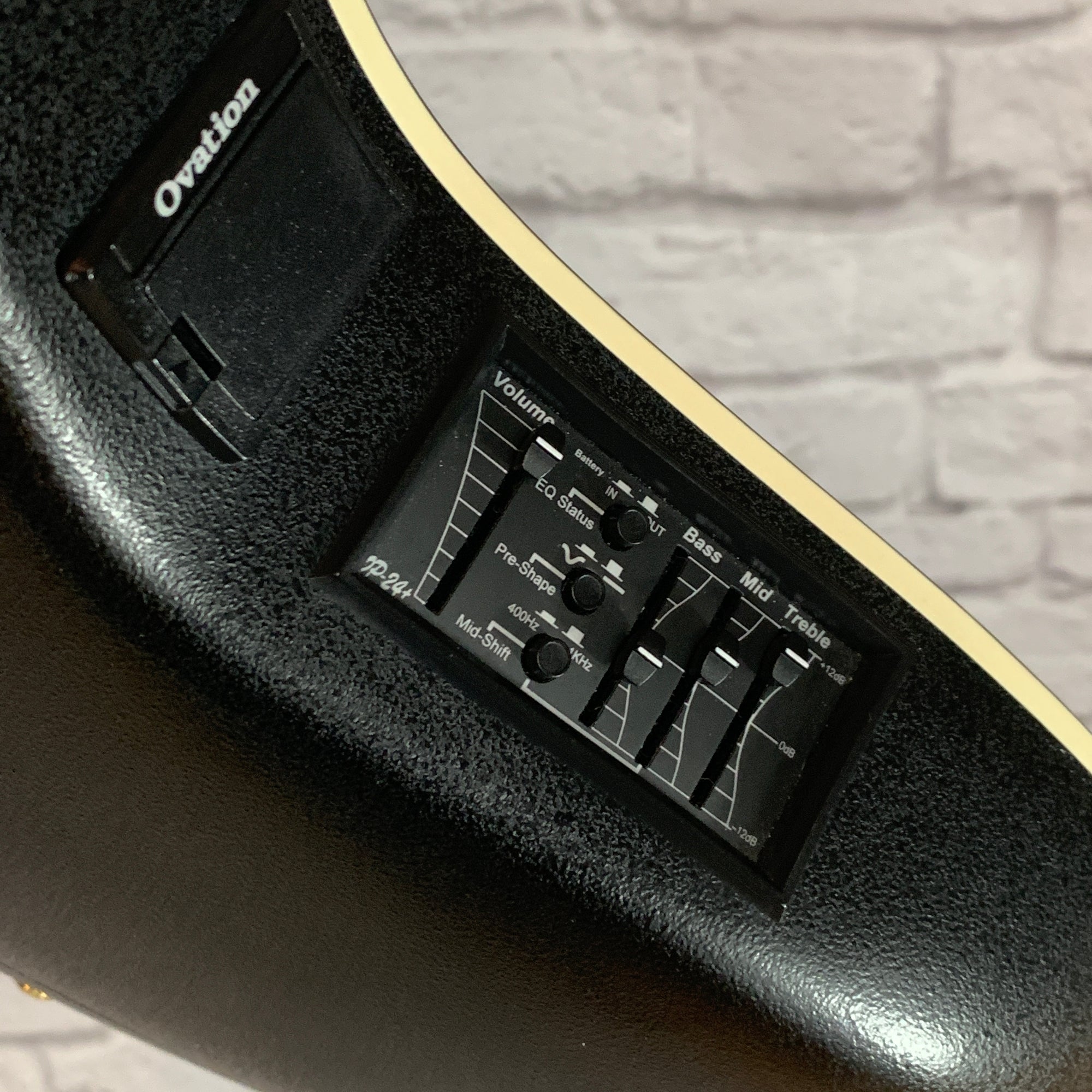 Ovation Celebrity CS 257 Acoustic-Electric