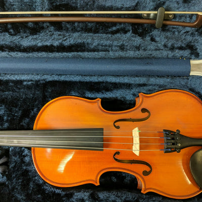 Eastman VL-80 14605782 1/4 Size Violin Outfit w/case and bow