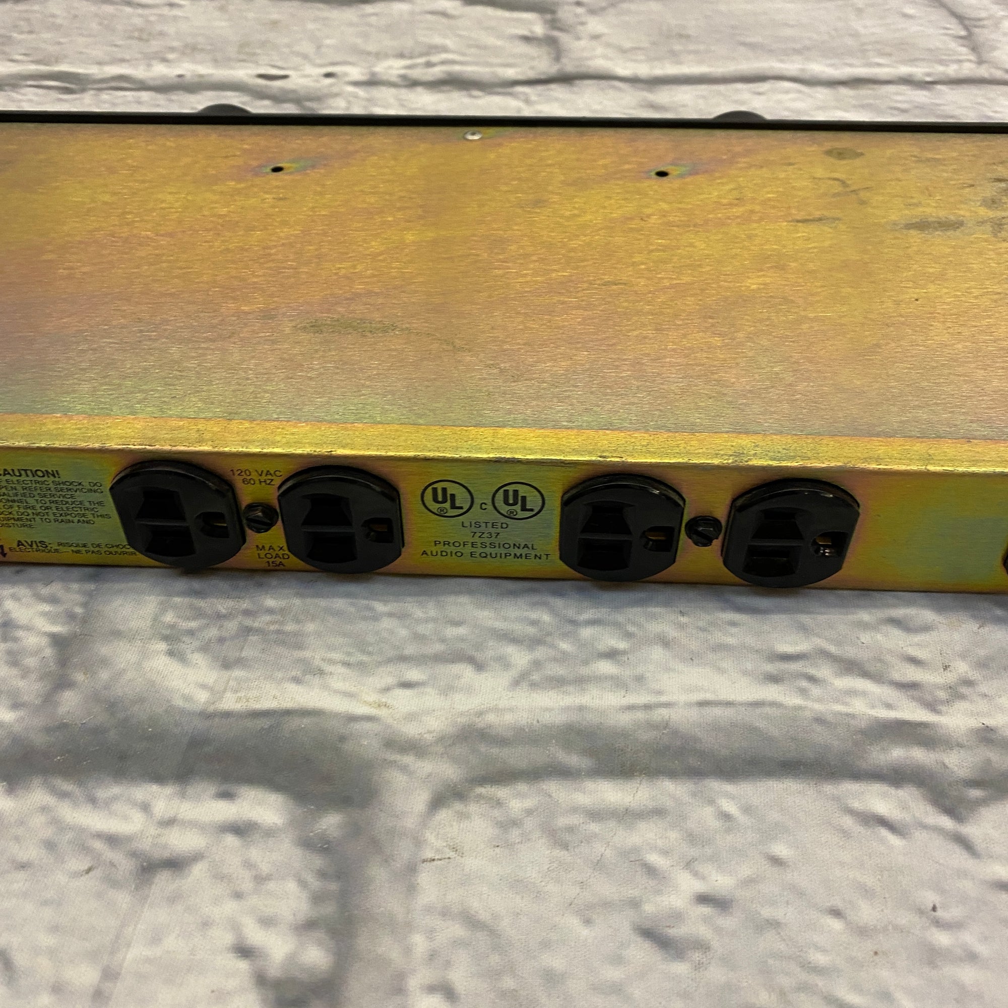 Furman PL-8 Power Conditioner