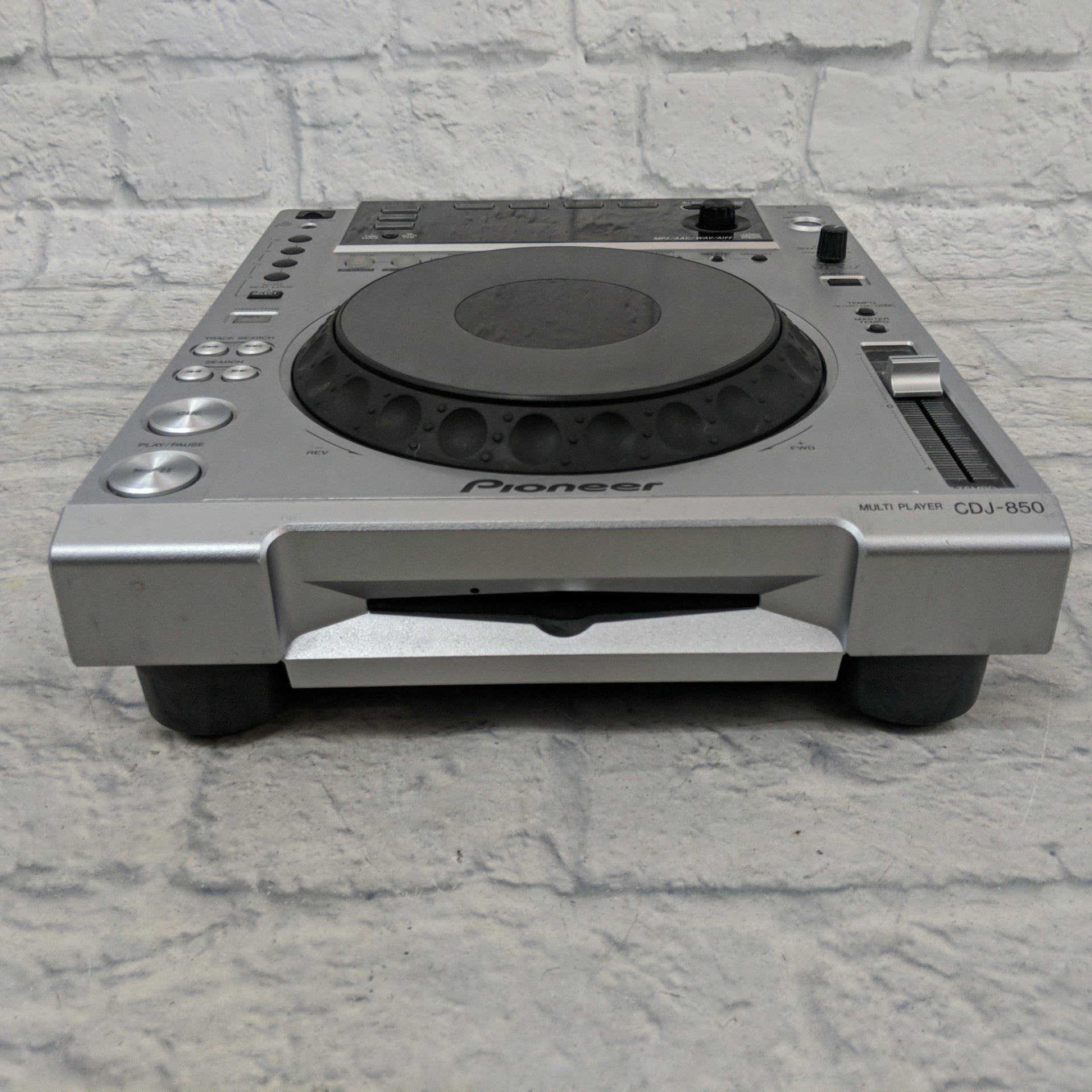 Pioneer CDJ-850 Pair with Cases