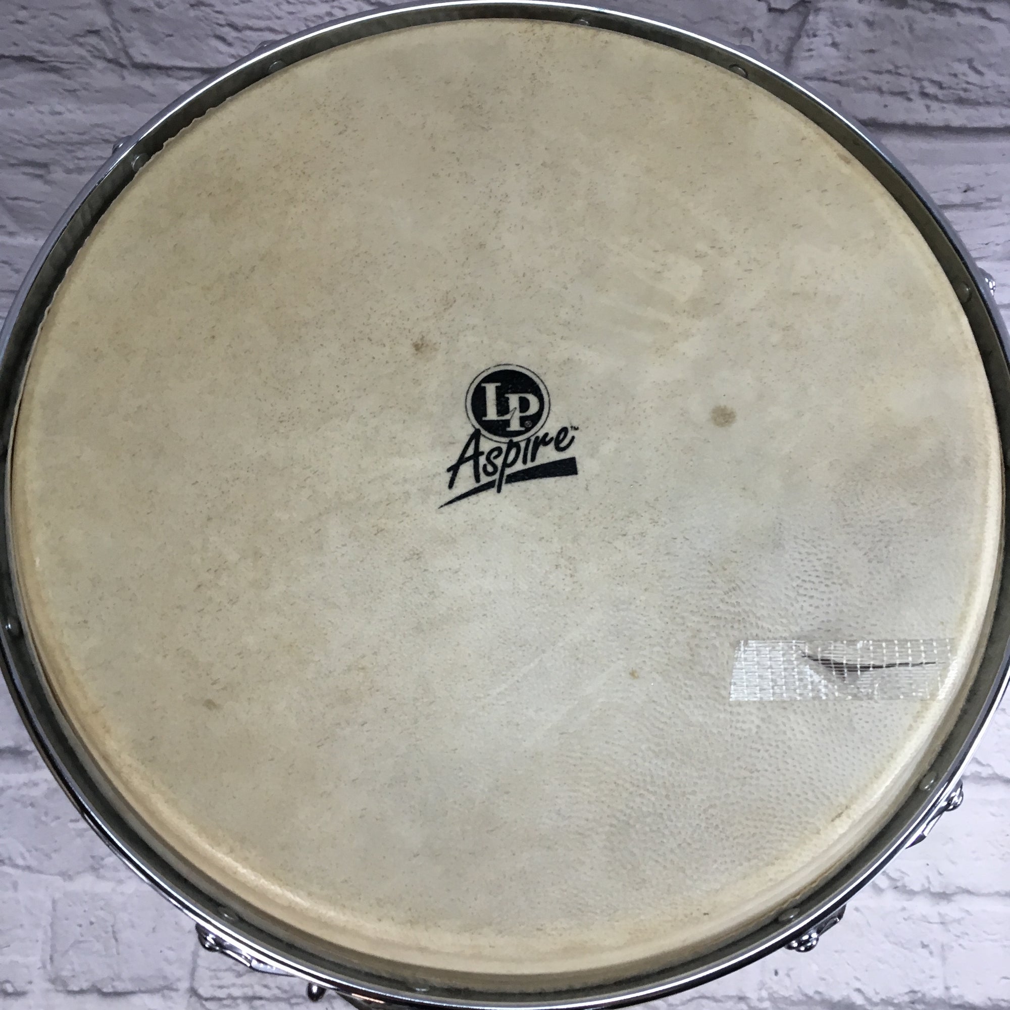 Latin Percussion Aspire Djembe Natural