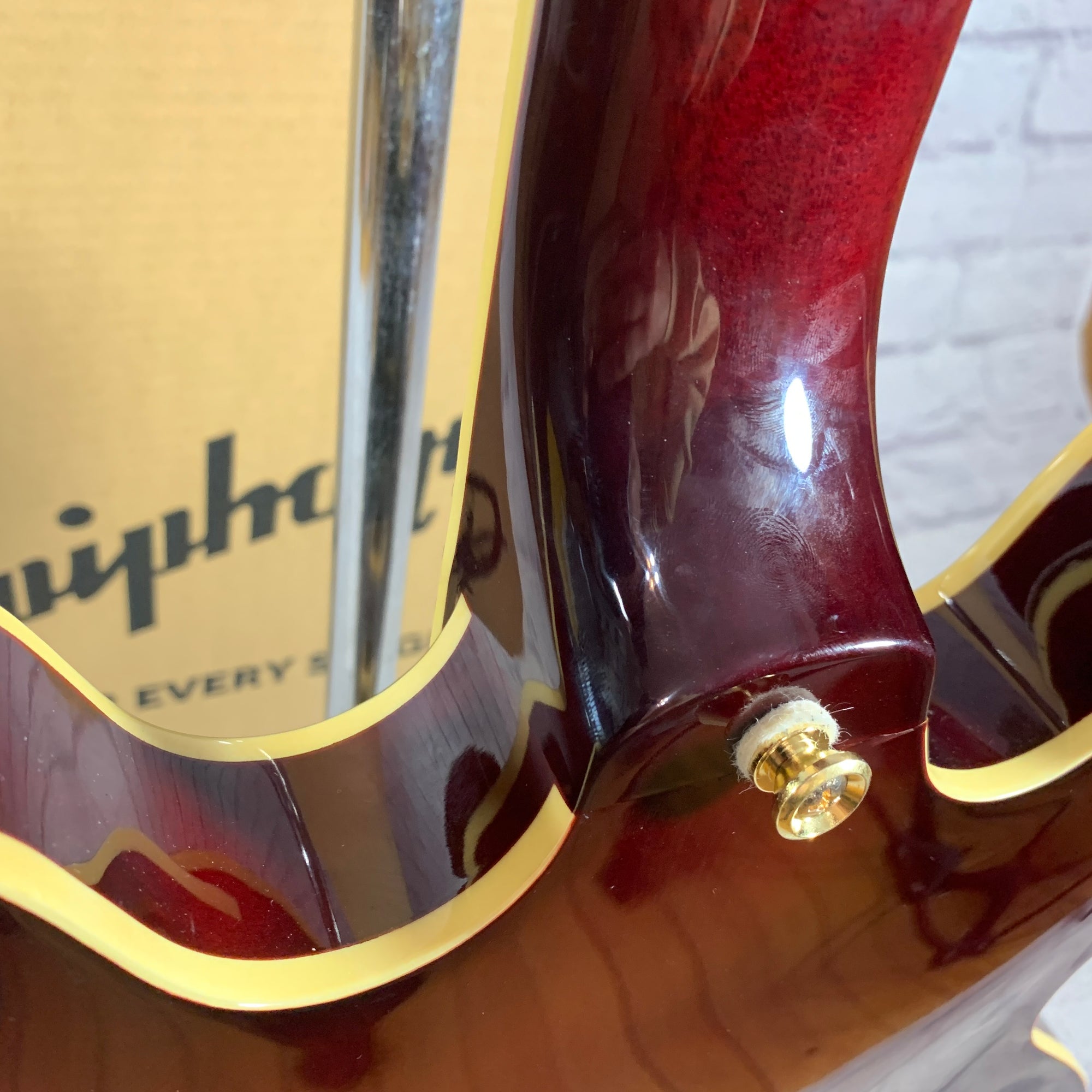 Epiphone Riviera Custom P-93 Semi Hollow Guitar