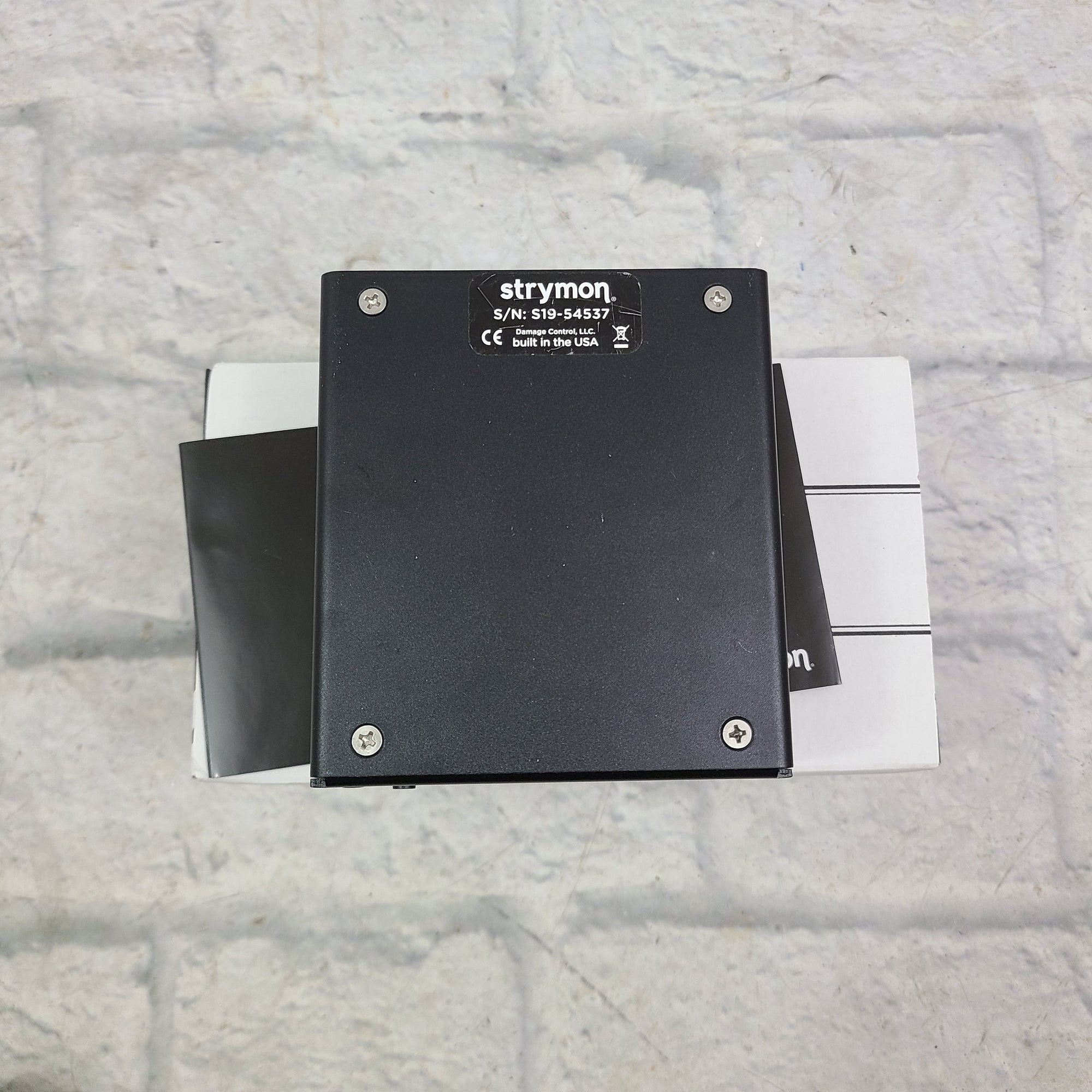 Strymon Iridium Amp and IR Cab Simulator Amp Modeling Pedal