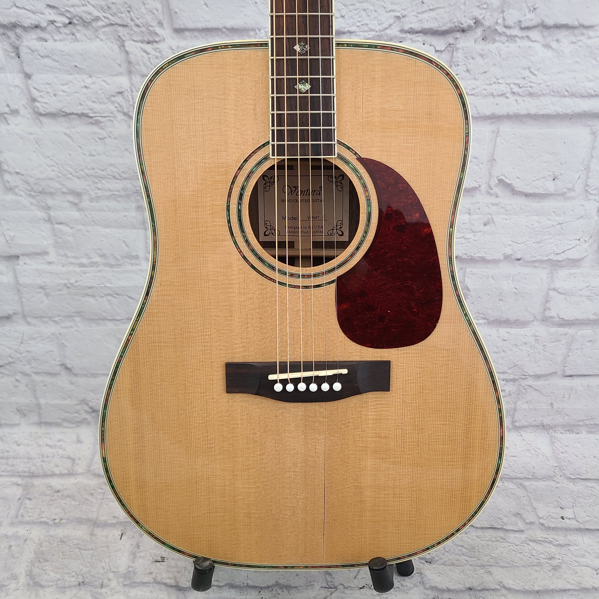 Ventura V4NAT Acoustic Guitar