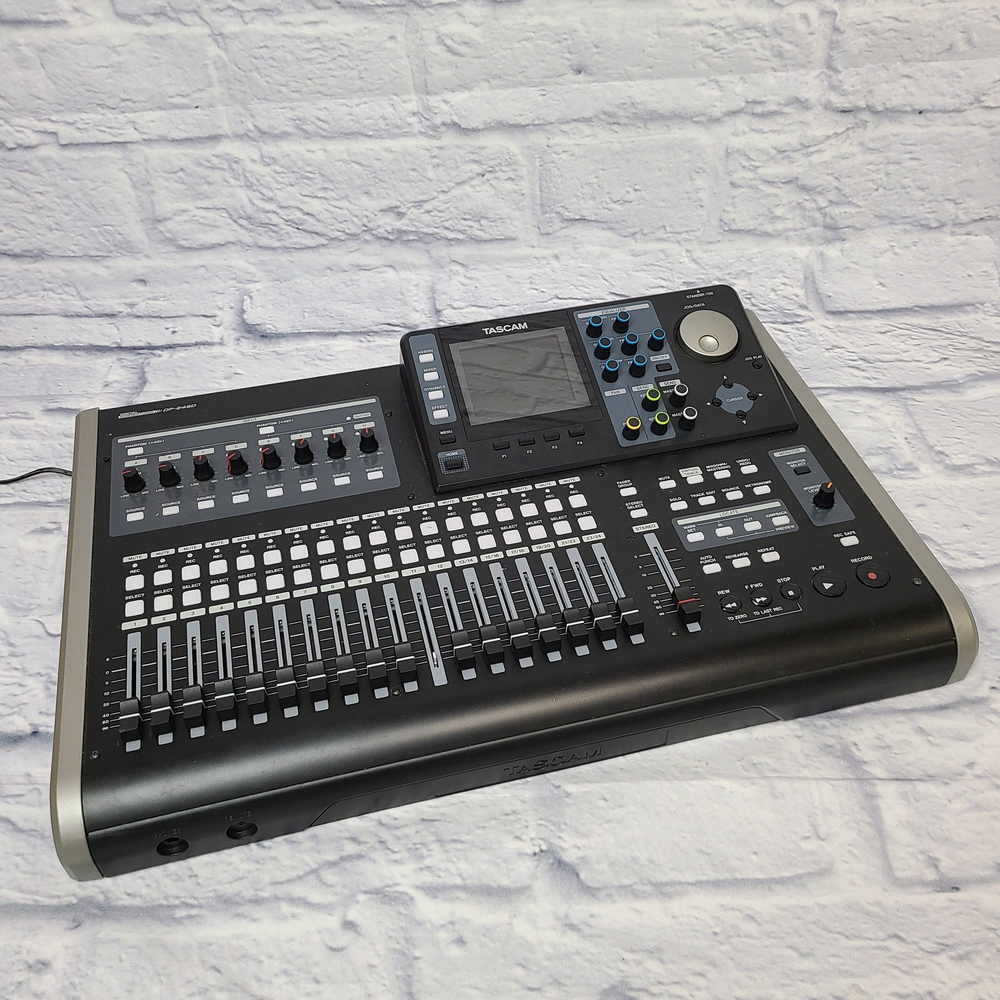 Tascam DP-24SD 24 Track Digital Portastudio Workstation