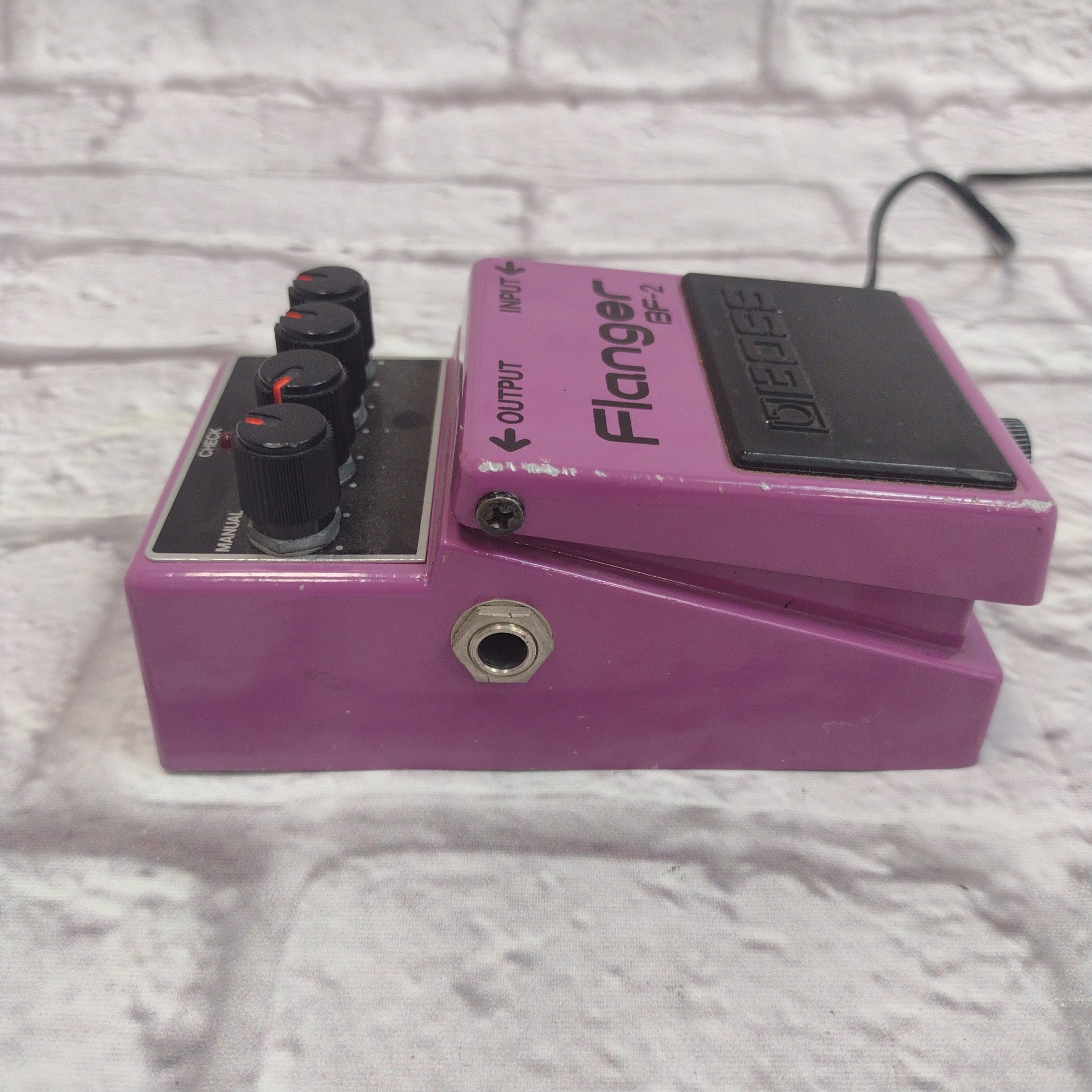 Boss BF-2 Flanger Pedal Missing Bottom Plate