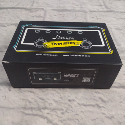 Donner Revecho Twin Series Reverb Delay Pedal