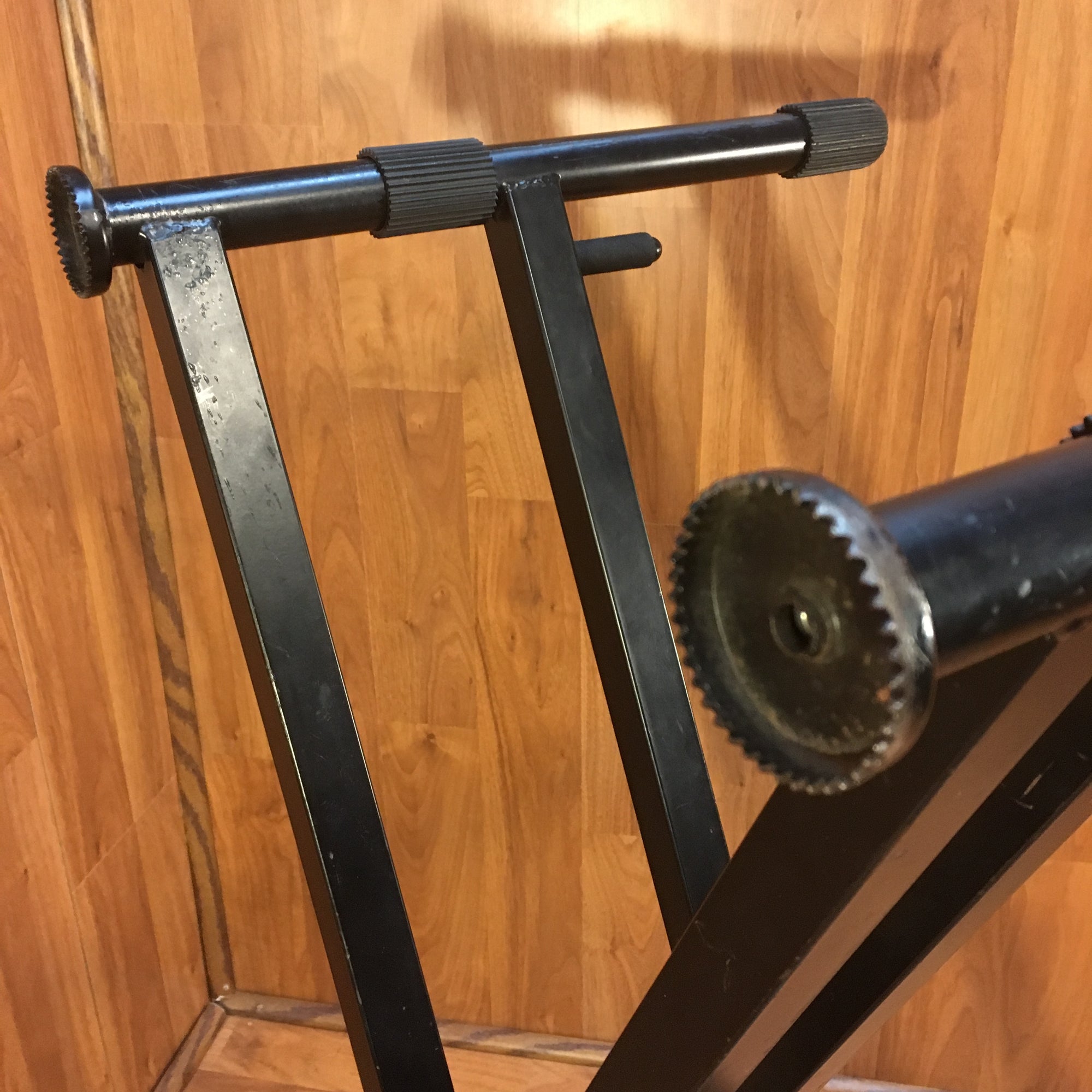 On-Stage Double X Keyboard Stand