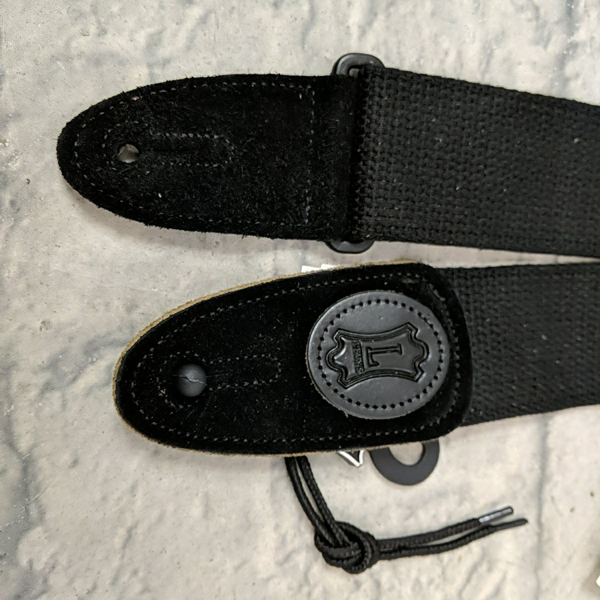 Levy's MSSC8EP-003 2" Embroidered Cotton Guitar/Bass Strap - Yin-Yang Filigree