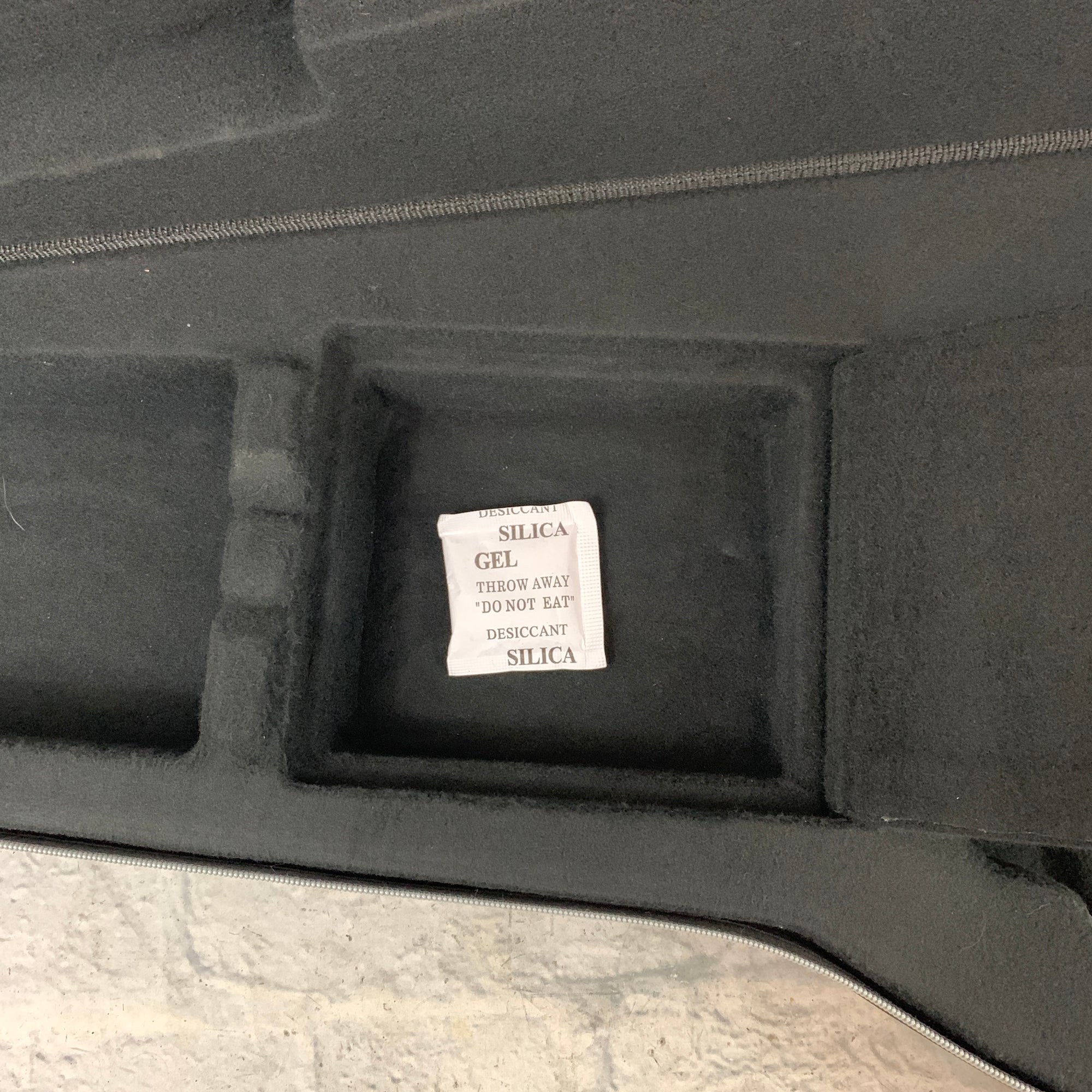 Road Runner Polyfoam Acoustic Guitar Case Evolution Music