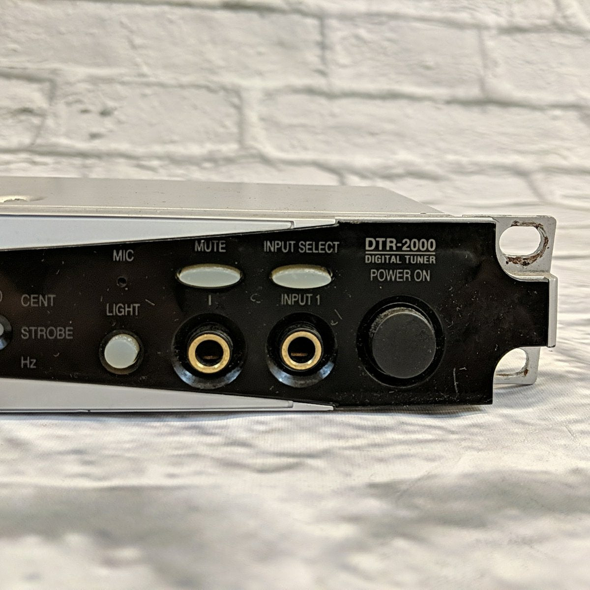 Korg DTR2000 Rack Tuner for Guitar or Bass