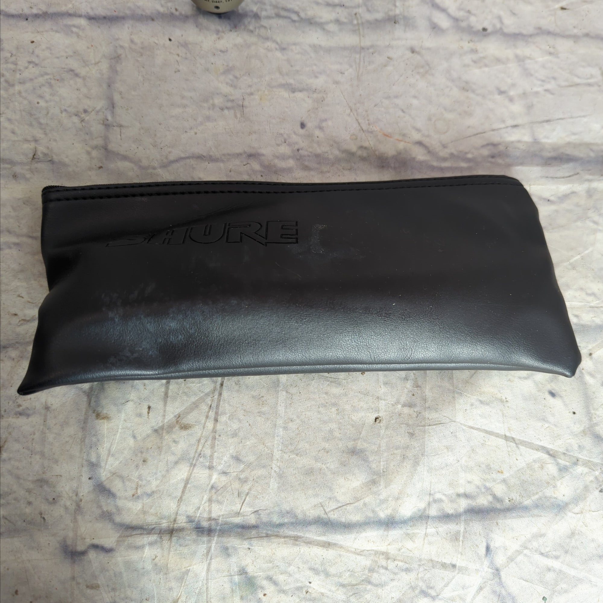 Shure KSM44 Large Diaphragm Multipattern Condenser Microphone