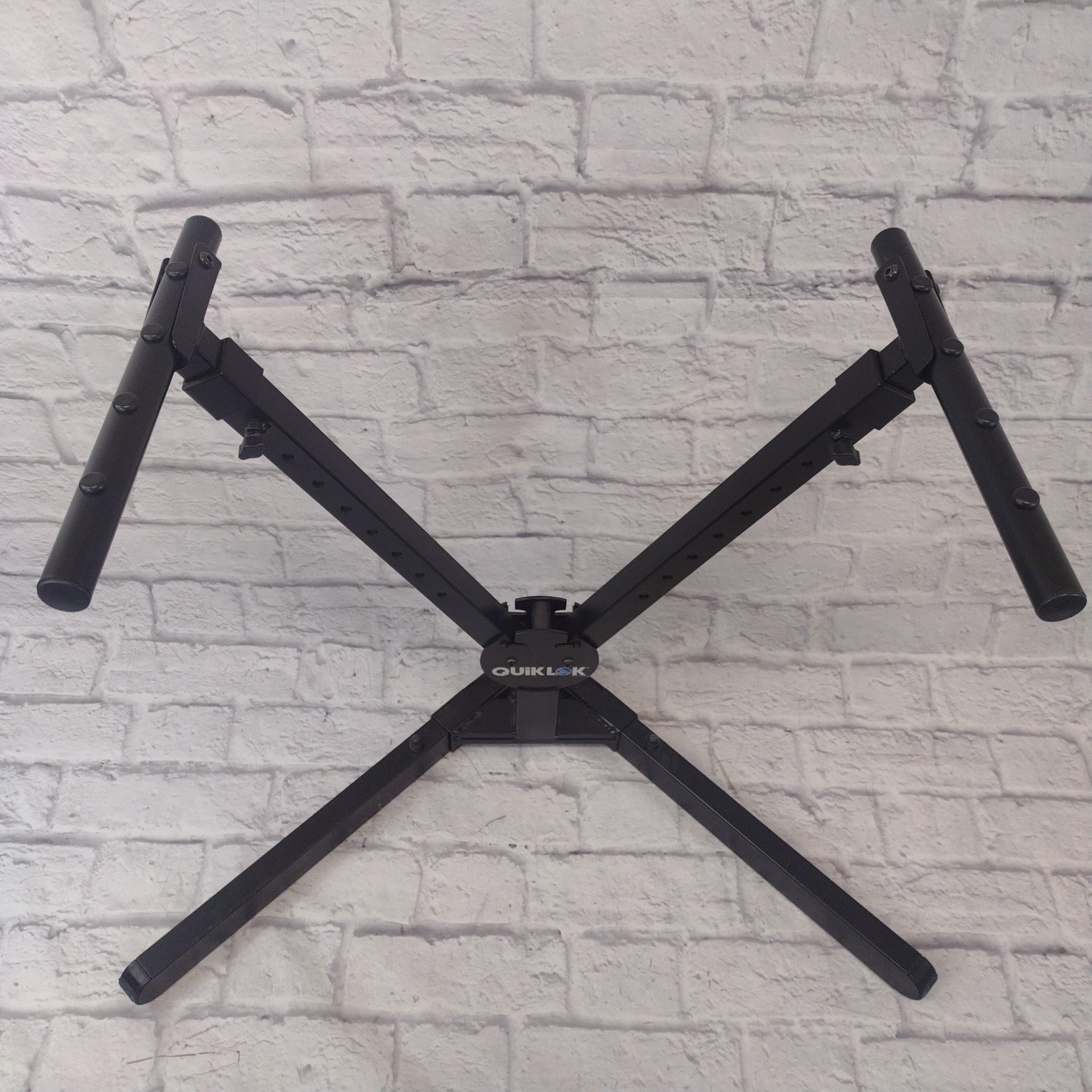 Quik Lok Y Style Keyboard Stand