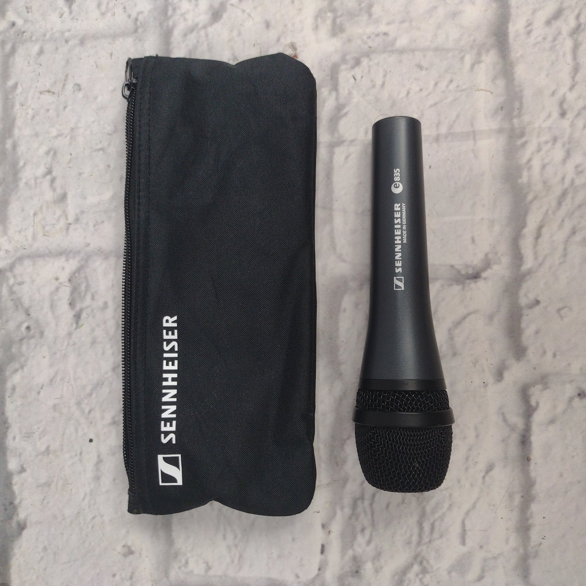 Sennheiser E835 Dynamic Microphone