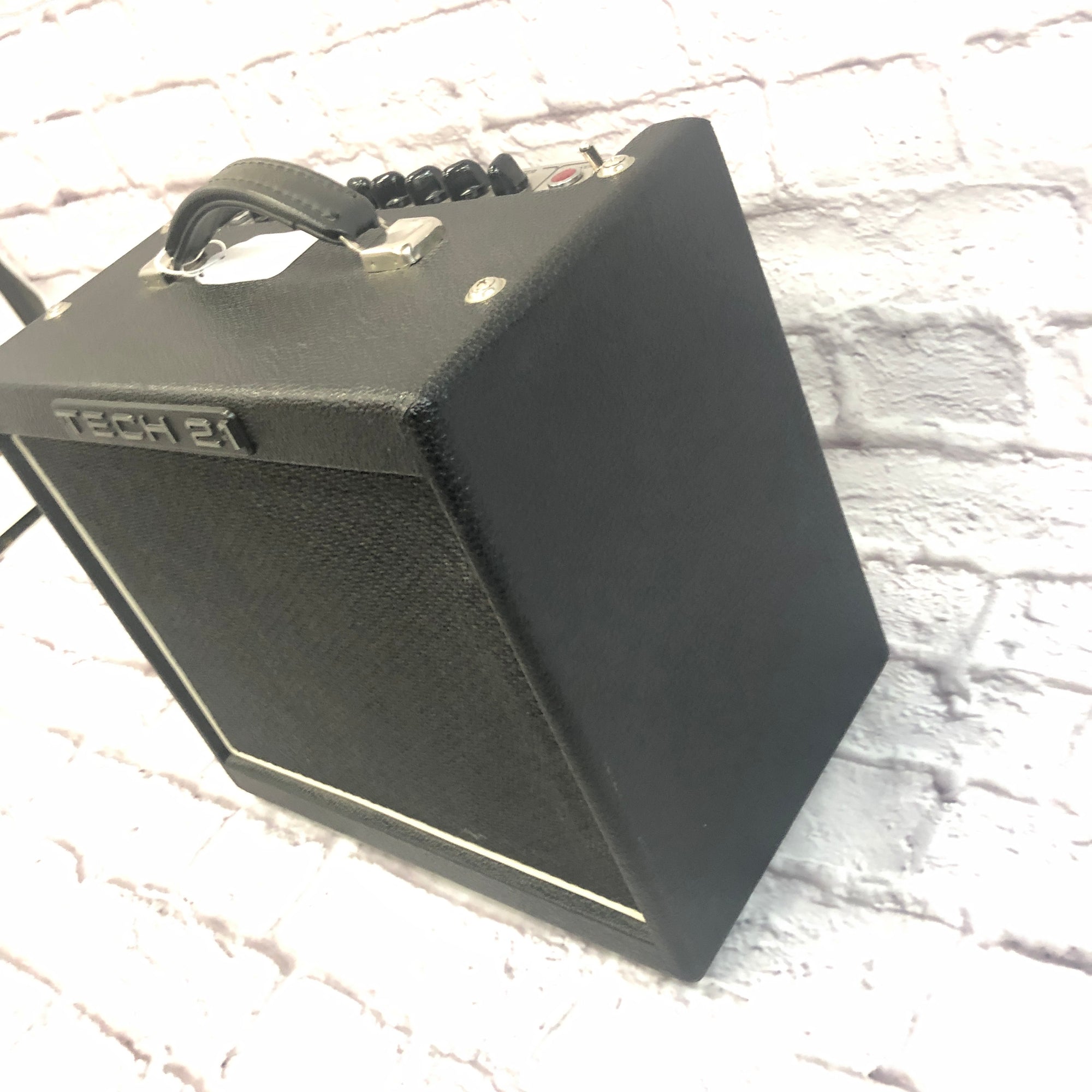 Tech 21 Trademark 30 Guitar Combo Amp