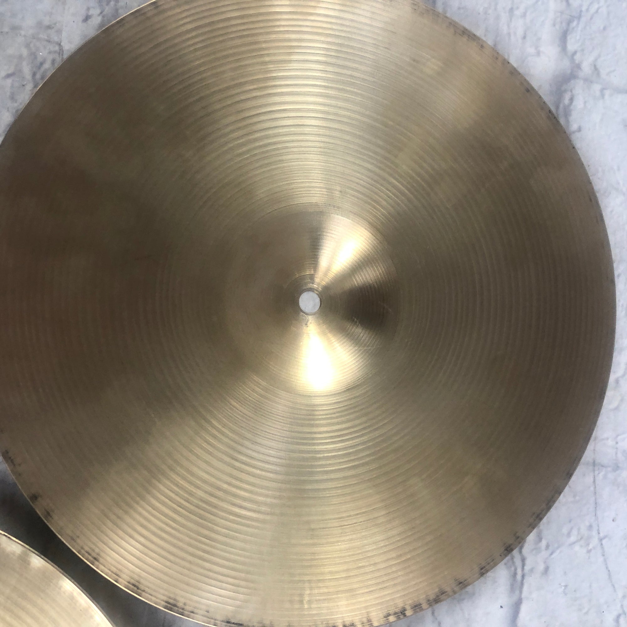 Zildjian 14 Hi Hat Cymbal Pair Unknown Series