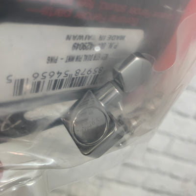 Fender Dual Pin Mount Guitar Tuning Machine