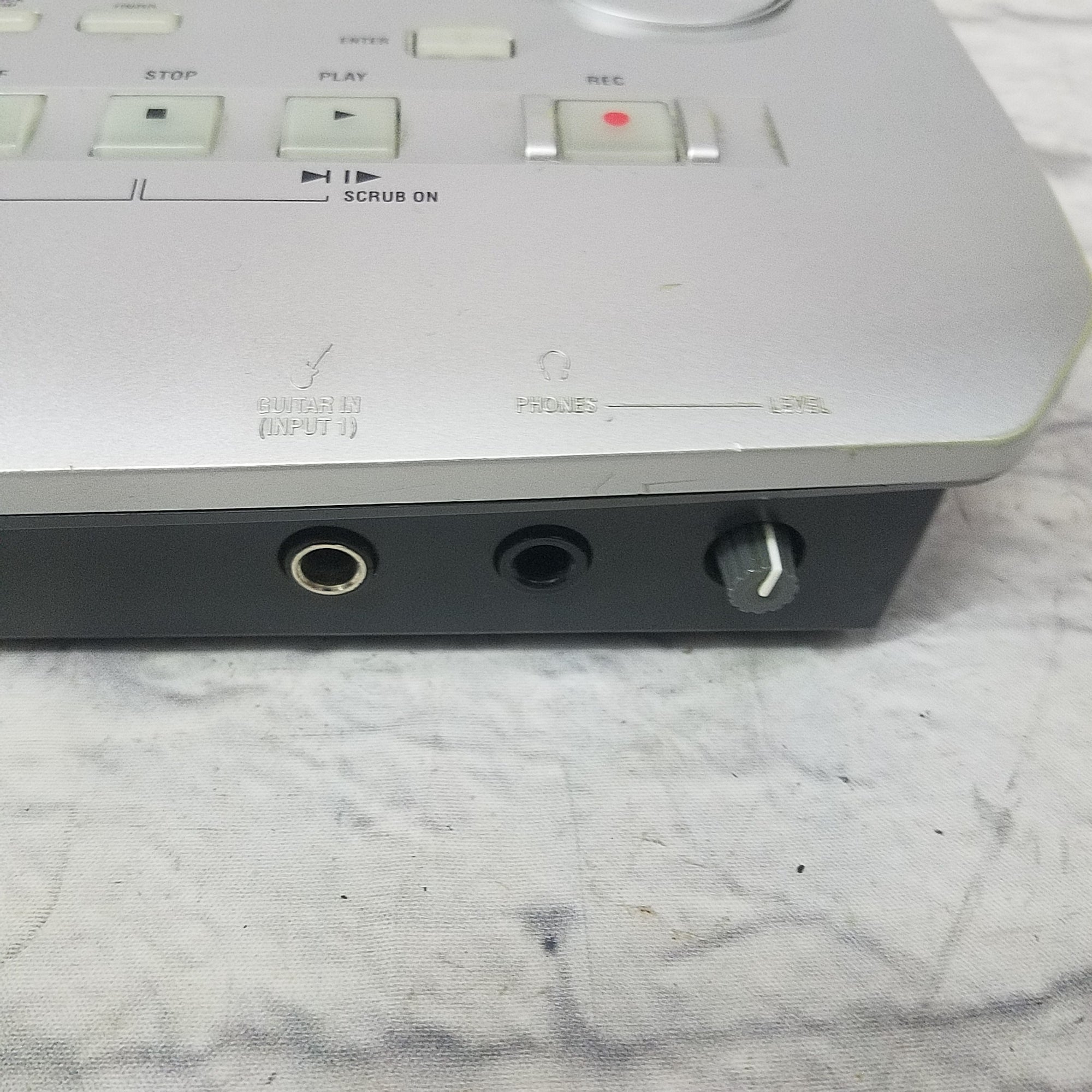 Korg D1200 Digital Recording Studio