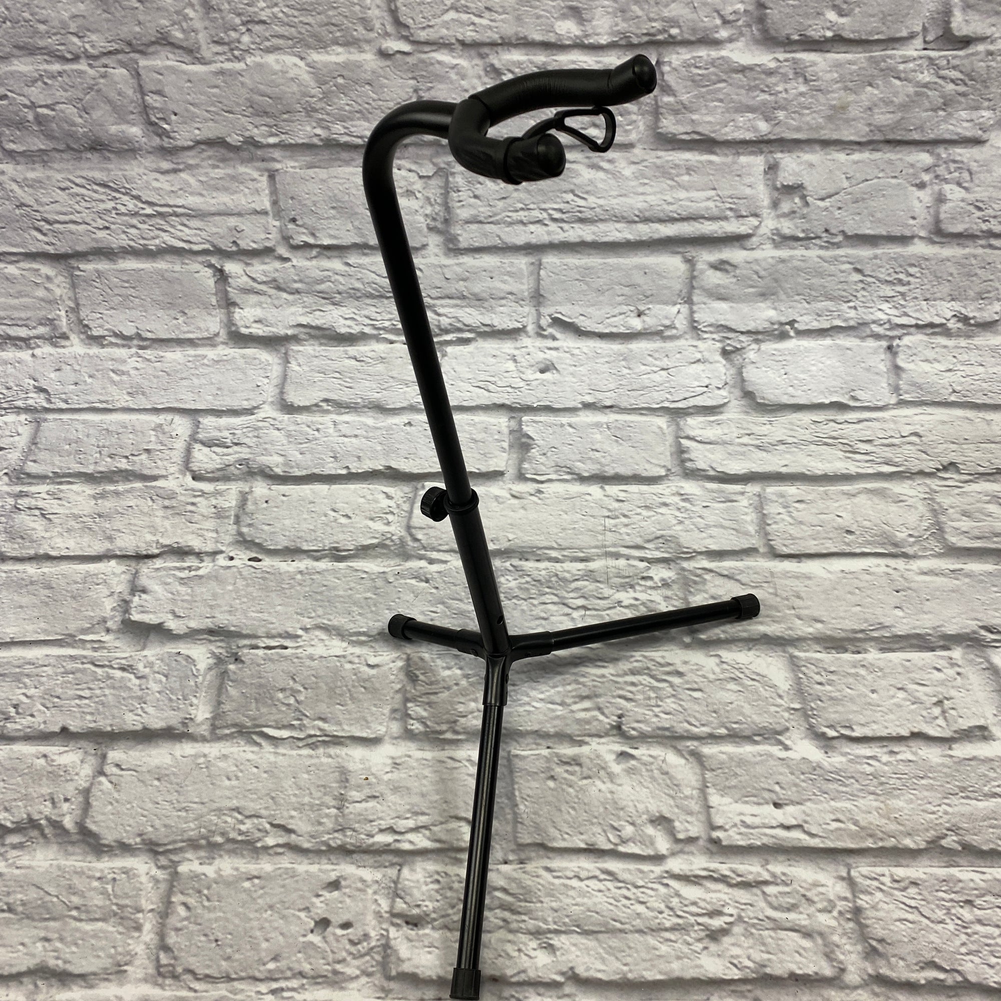 Black Guitar Stand
