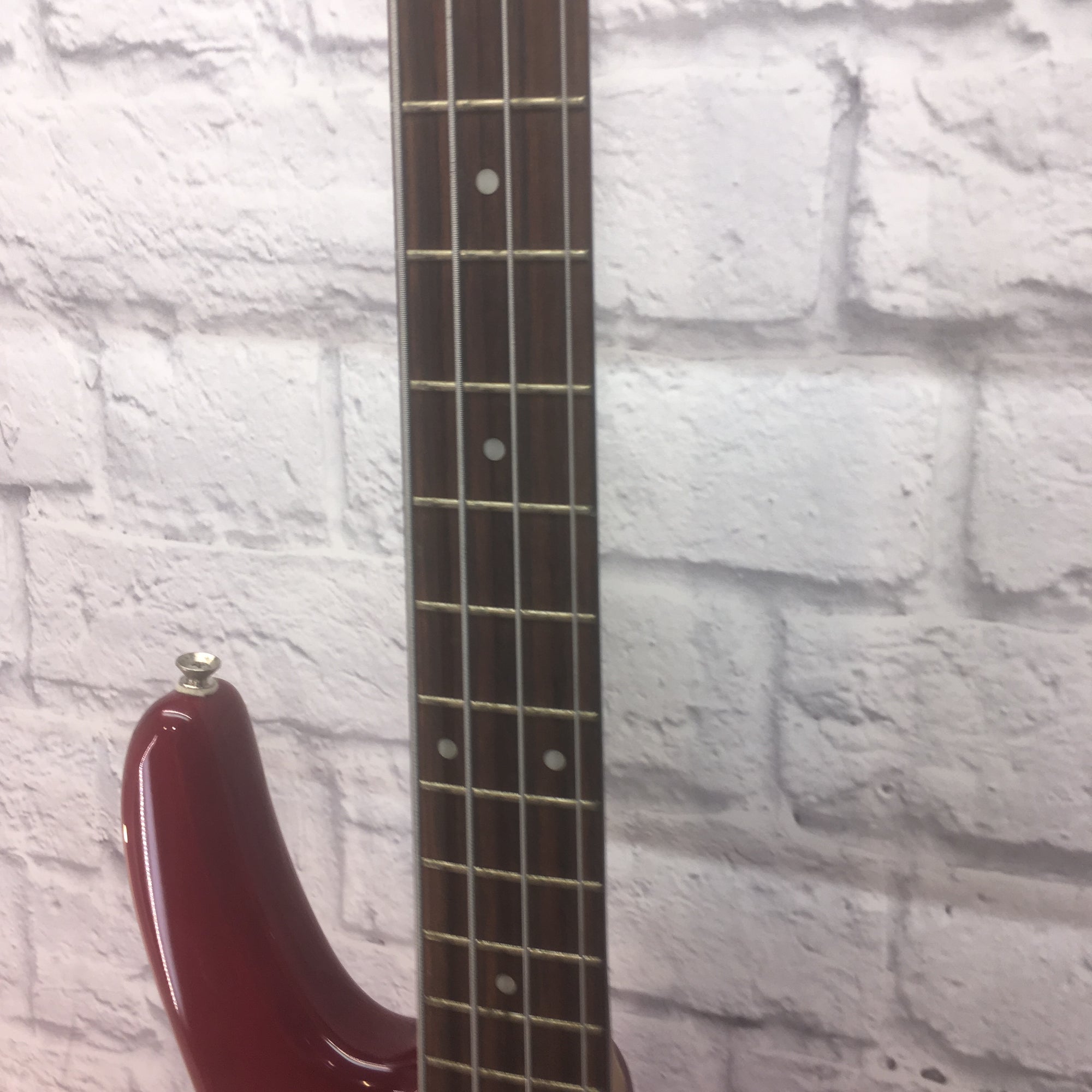 Ibanez Gio GSR 200 4 String Bass (Red) w Hard Case