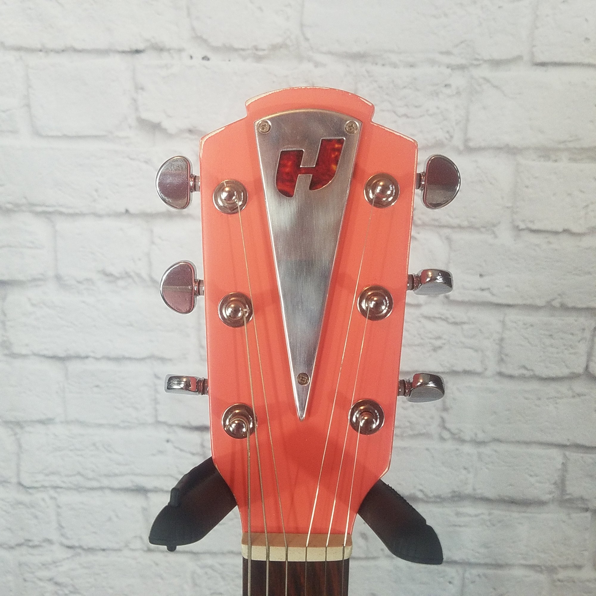 Harden Engineering The Outlaw Electric Guitar