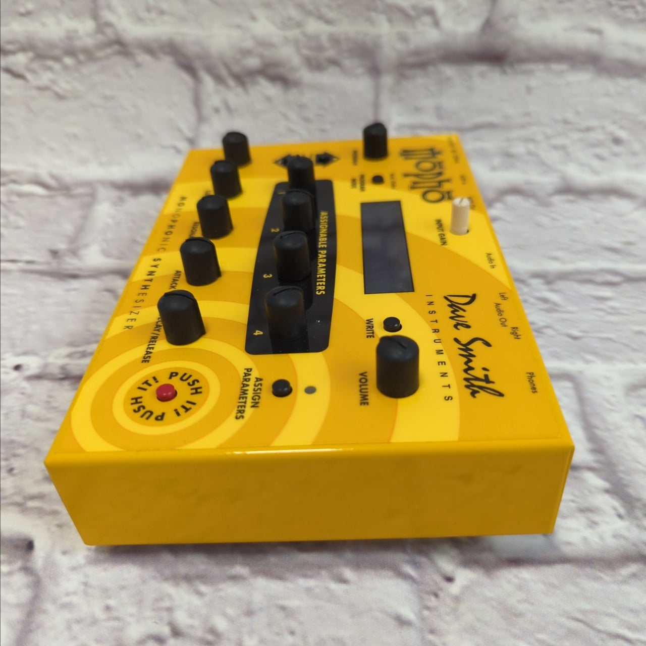 Dave Smith Instruments DSI Mopho Desktop Synthesizer