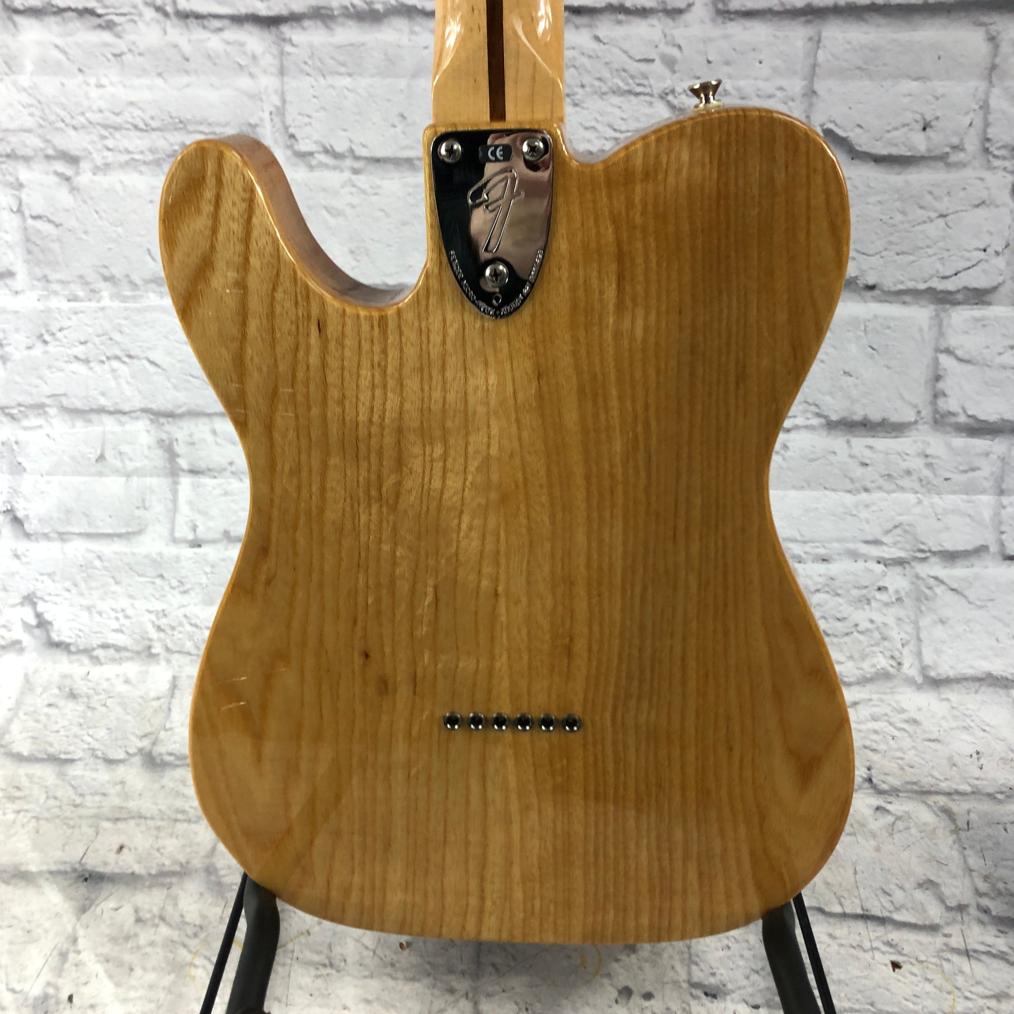 Fender Vintera 72 Thinline Telecaster Natural Finish