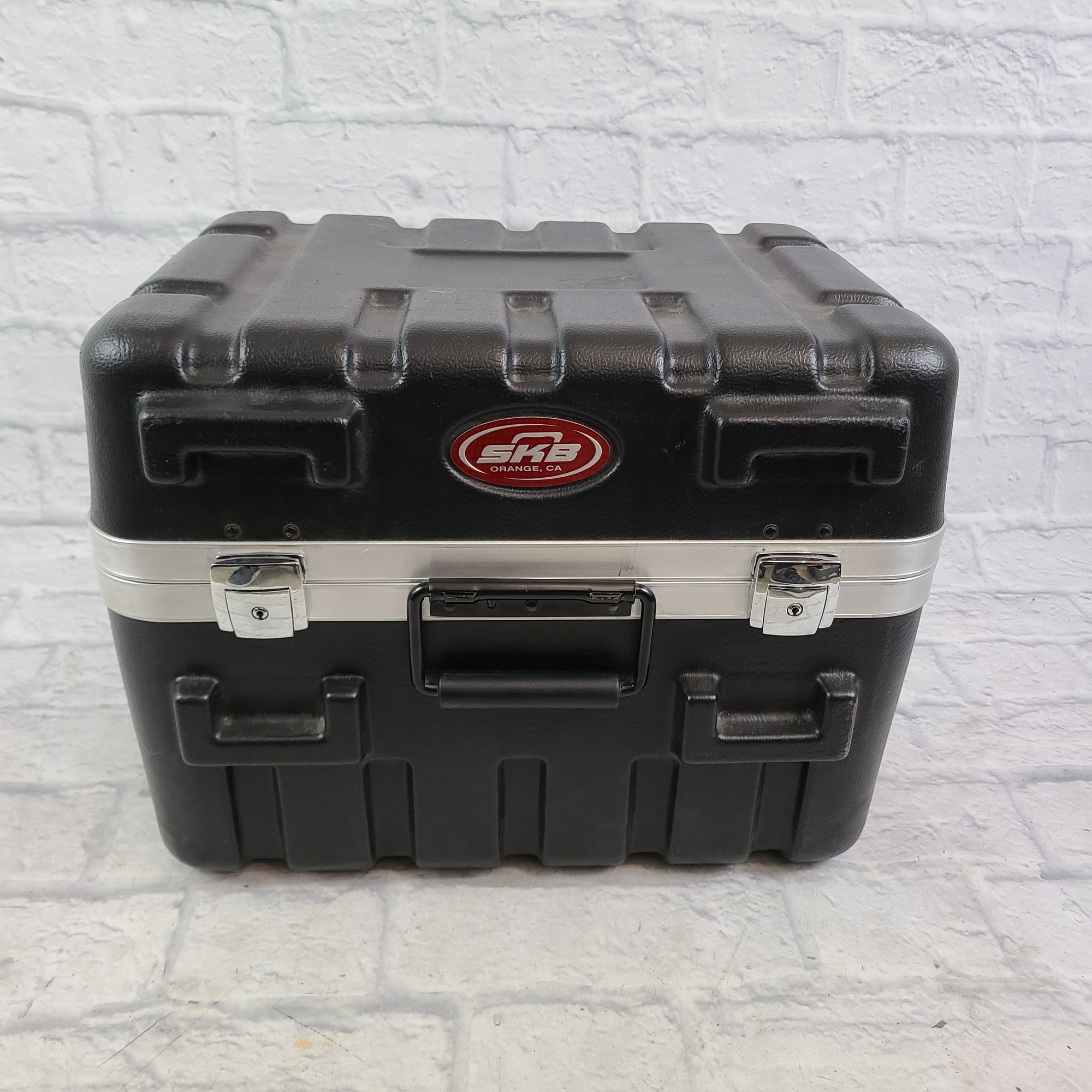 SKB 12 Microphone Hard Case