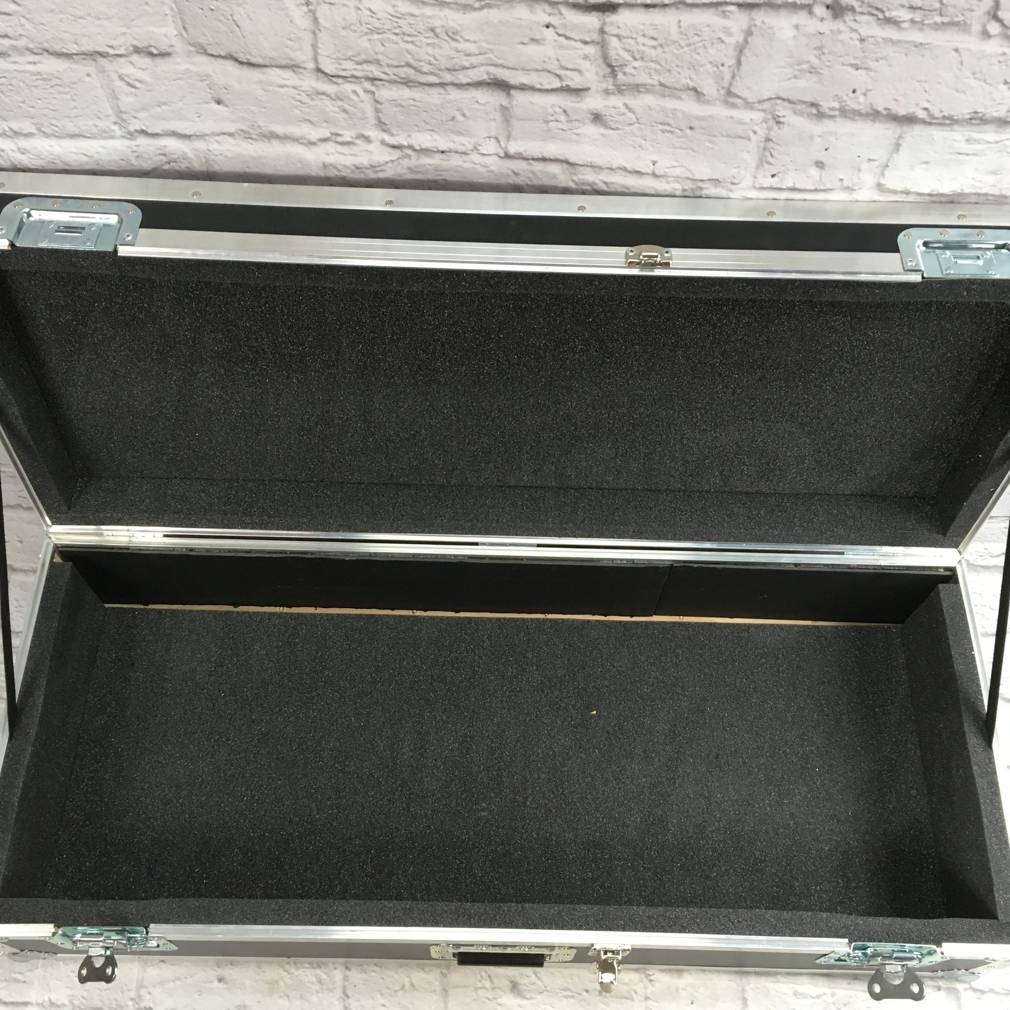 Penn-Elcom 61 Key Keyboard Flight Case
