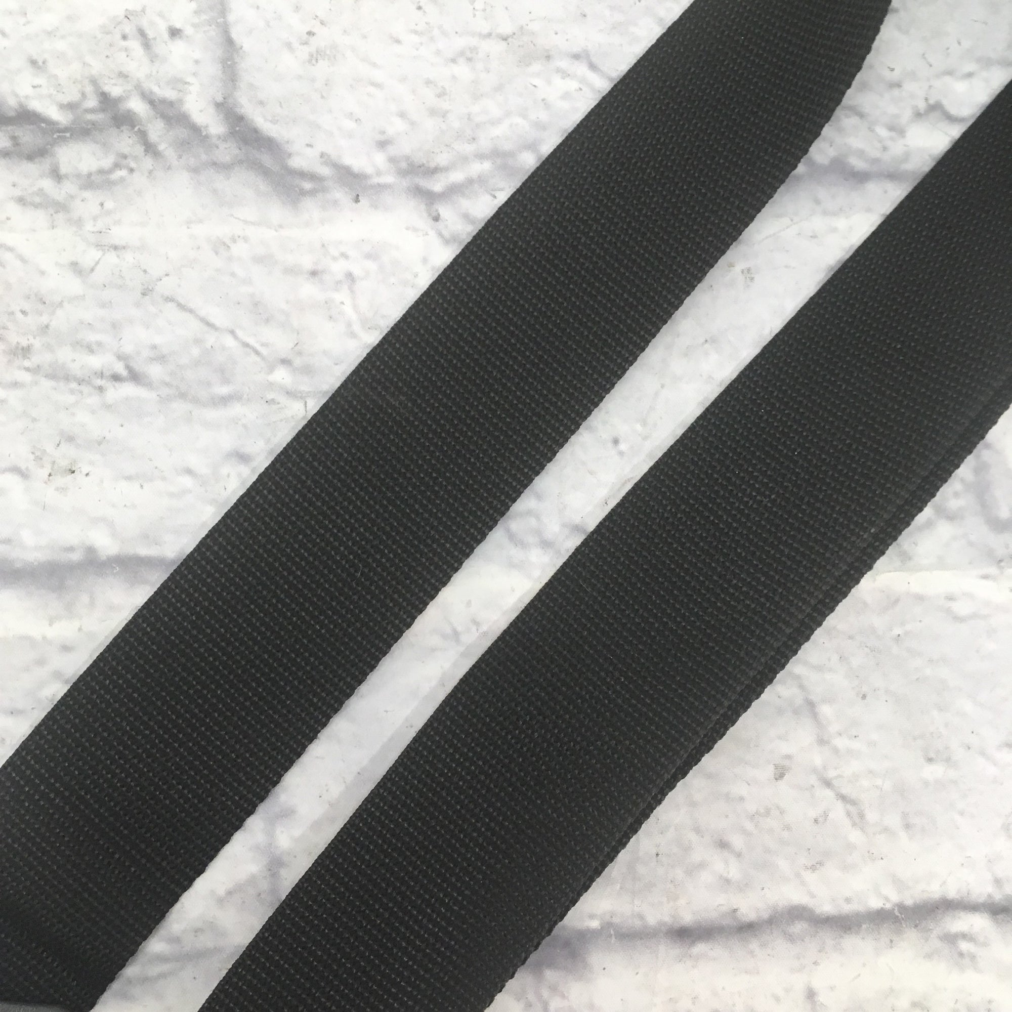 Fender Black Nylon Guitar Strap w Red Logo