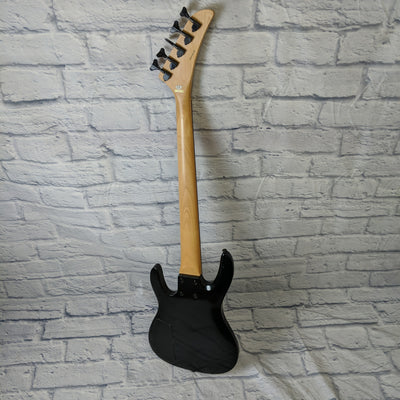 Kramer 522S Striker Series 5 String Fretless Bass Guitar