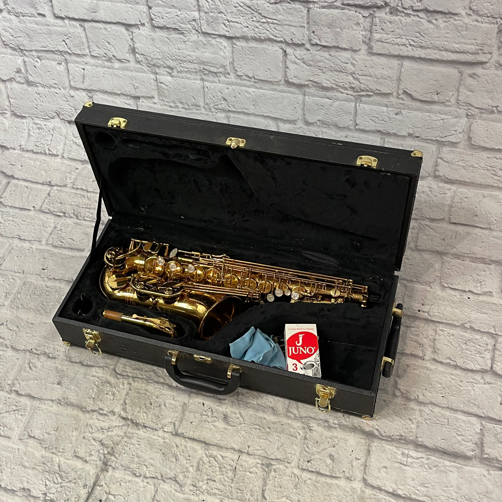 Buffet Student Alto Saxophone with Case