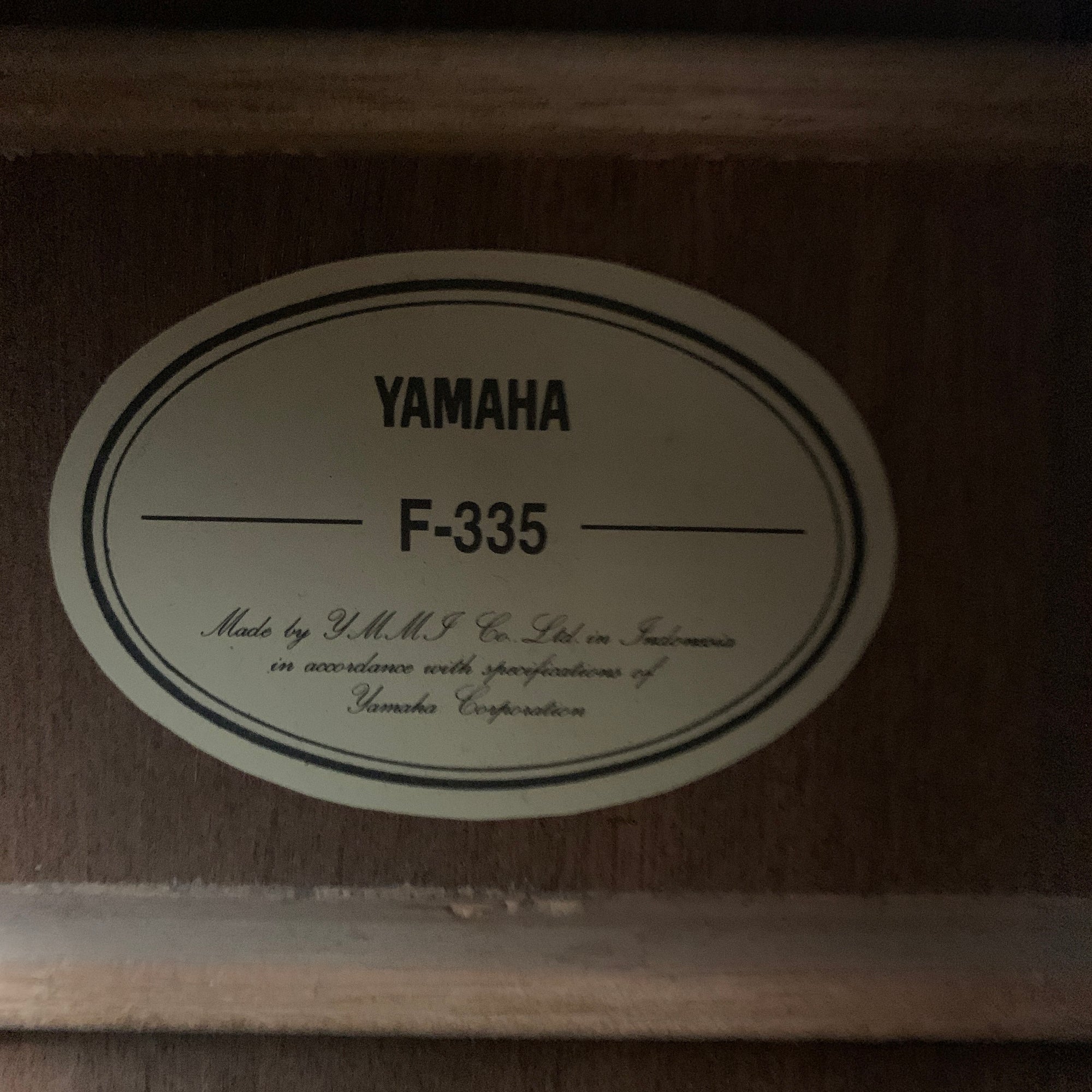 Yamaha F-335 Dreadnought Acoustic Guitar