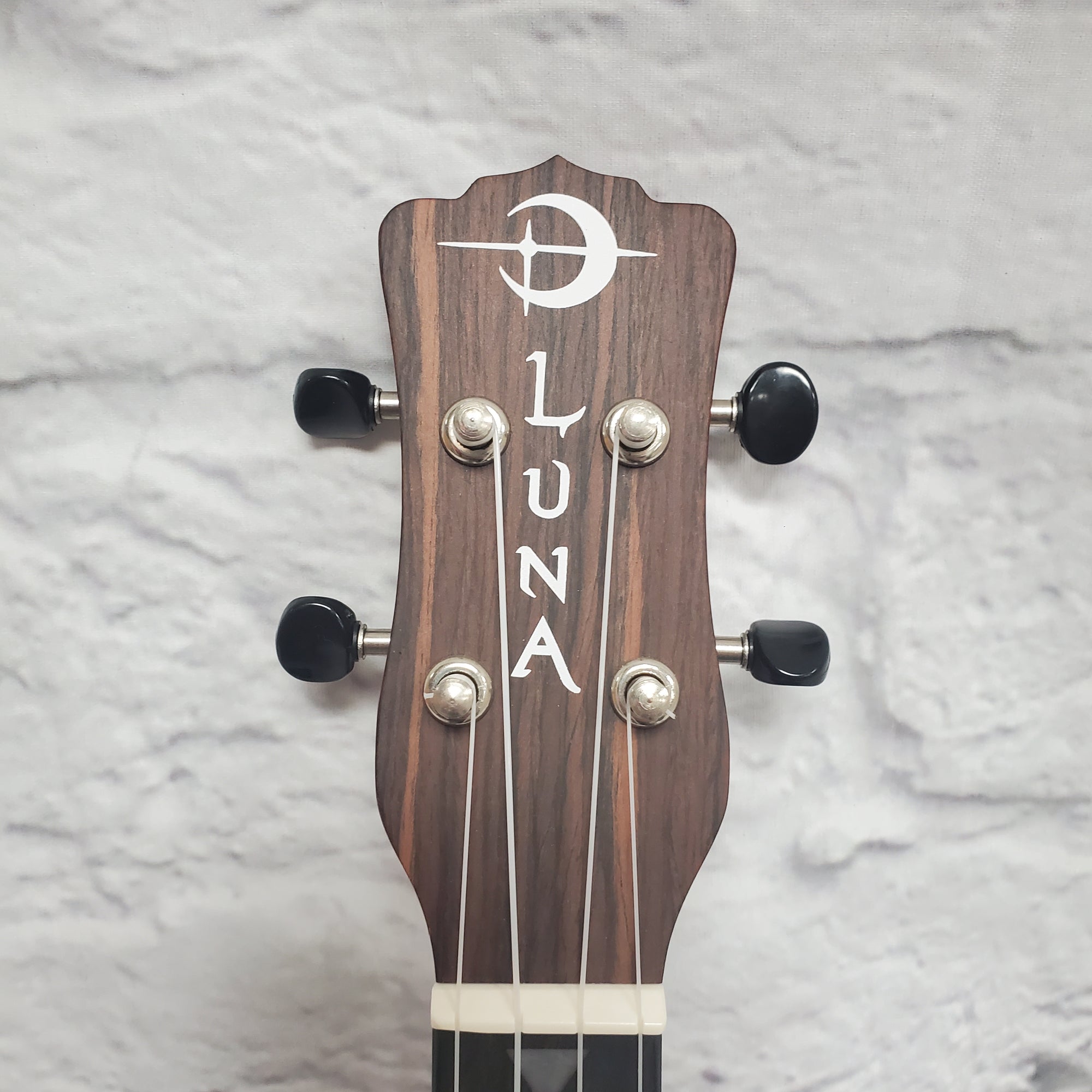 Luna Ukulele Vintage Mahogany