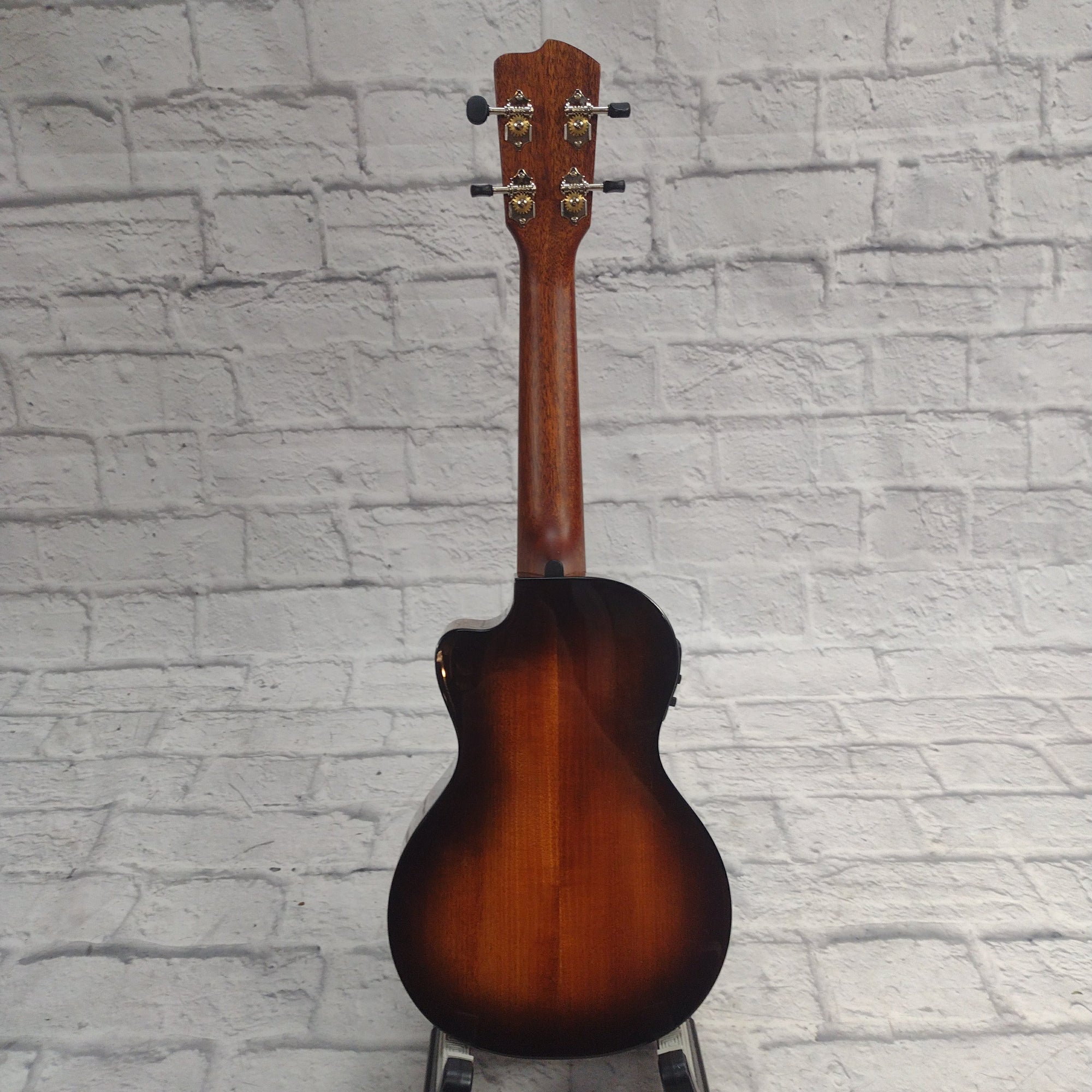 Breedlove EX S Concert BO CE Ukulele