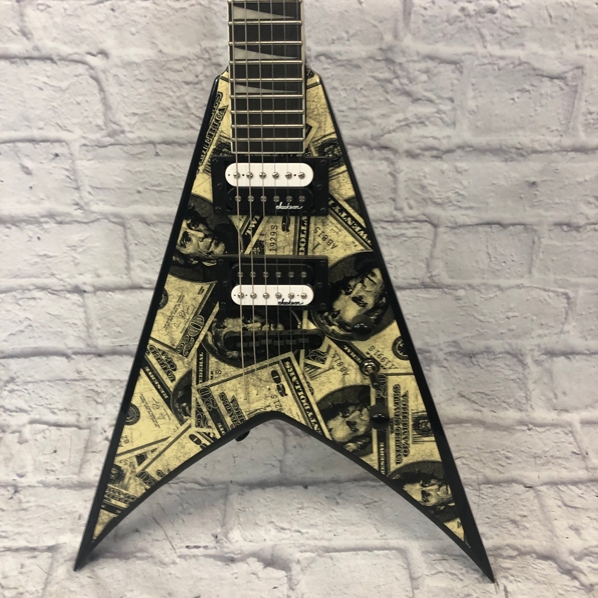 Jackson JS32T V Andrew Jackson Artwork