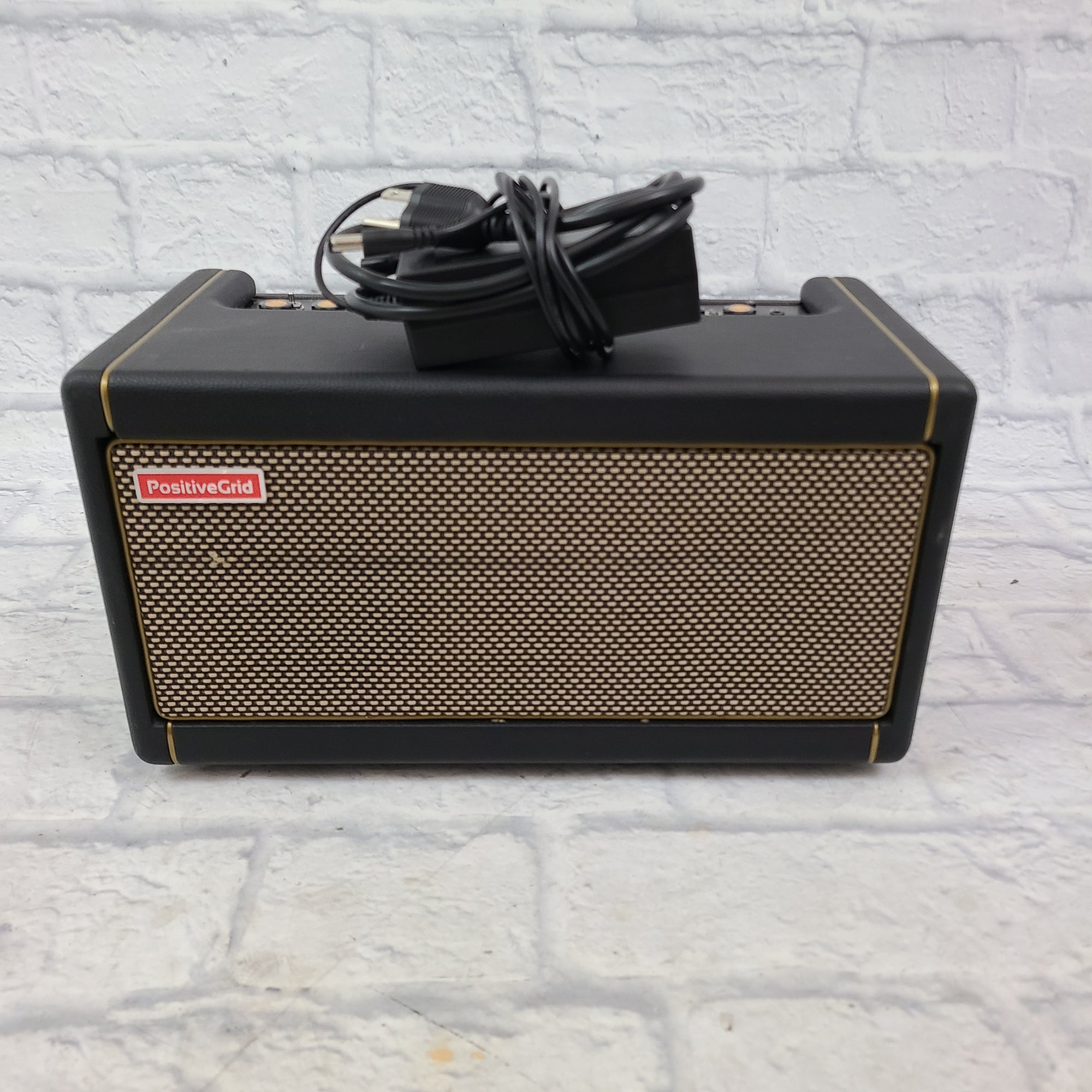 Positive Grid Spark 40 Guitar Combo