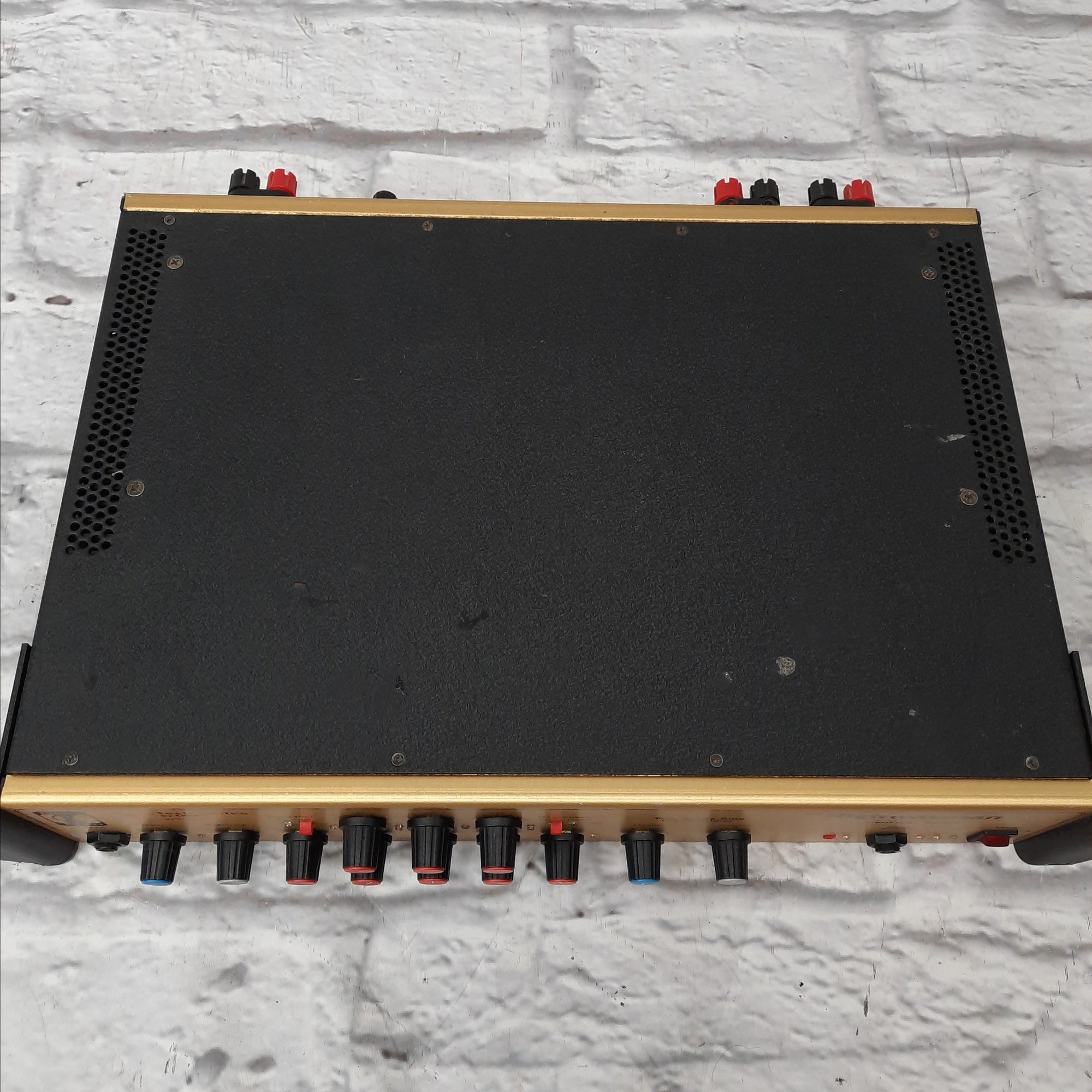 Eden Valve-Tech Series WT-500 Bass Guitar Amp