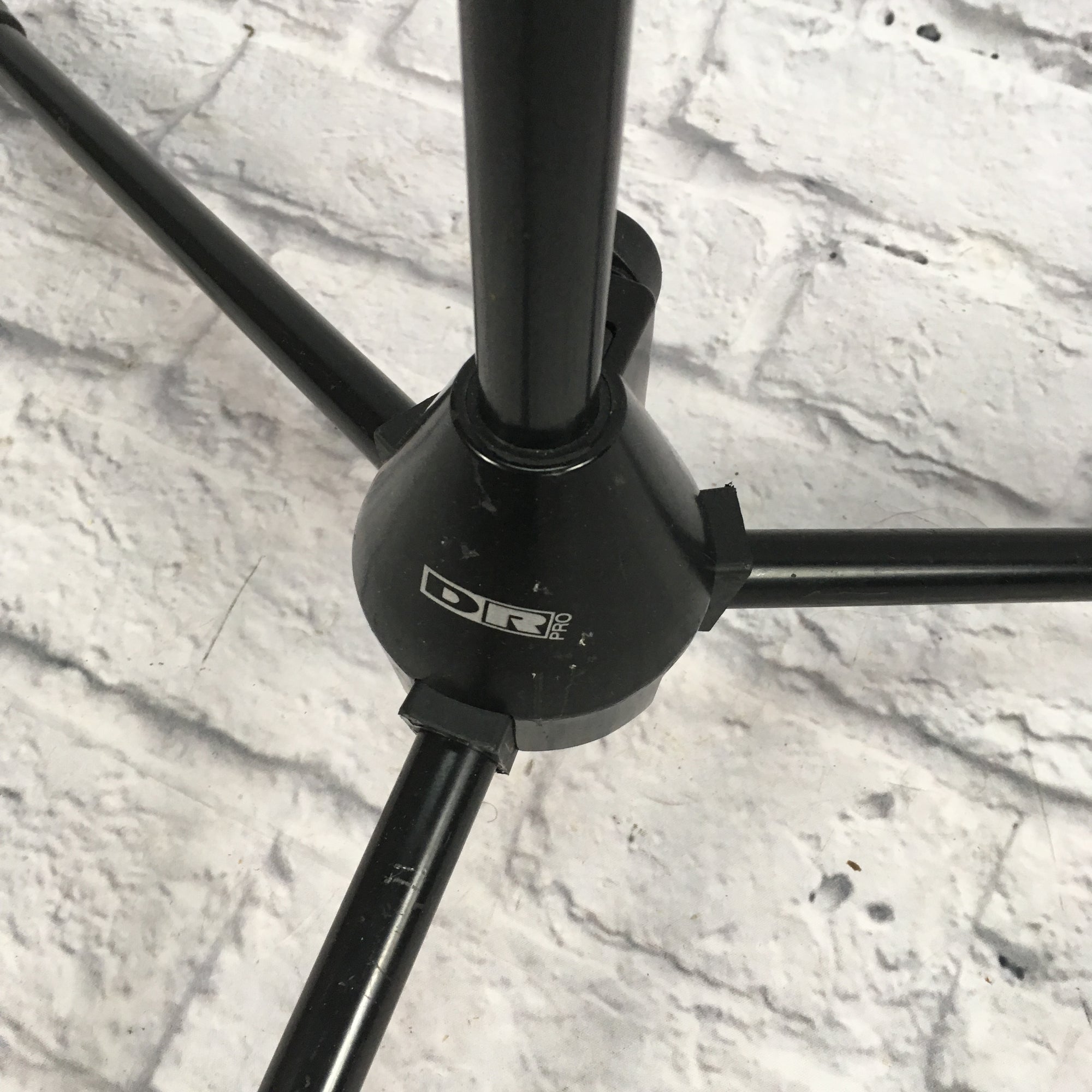 DR Tripod Base Straight Microphone Stand