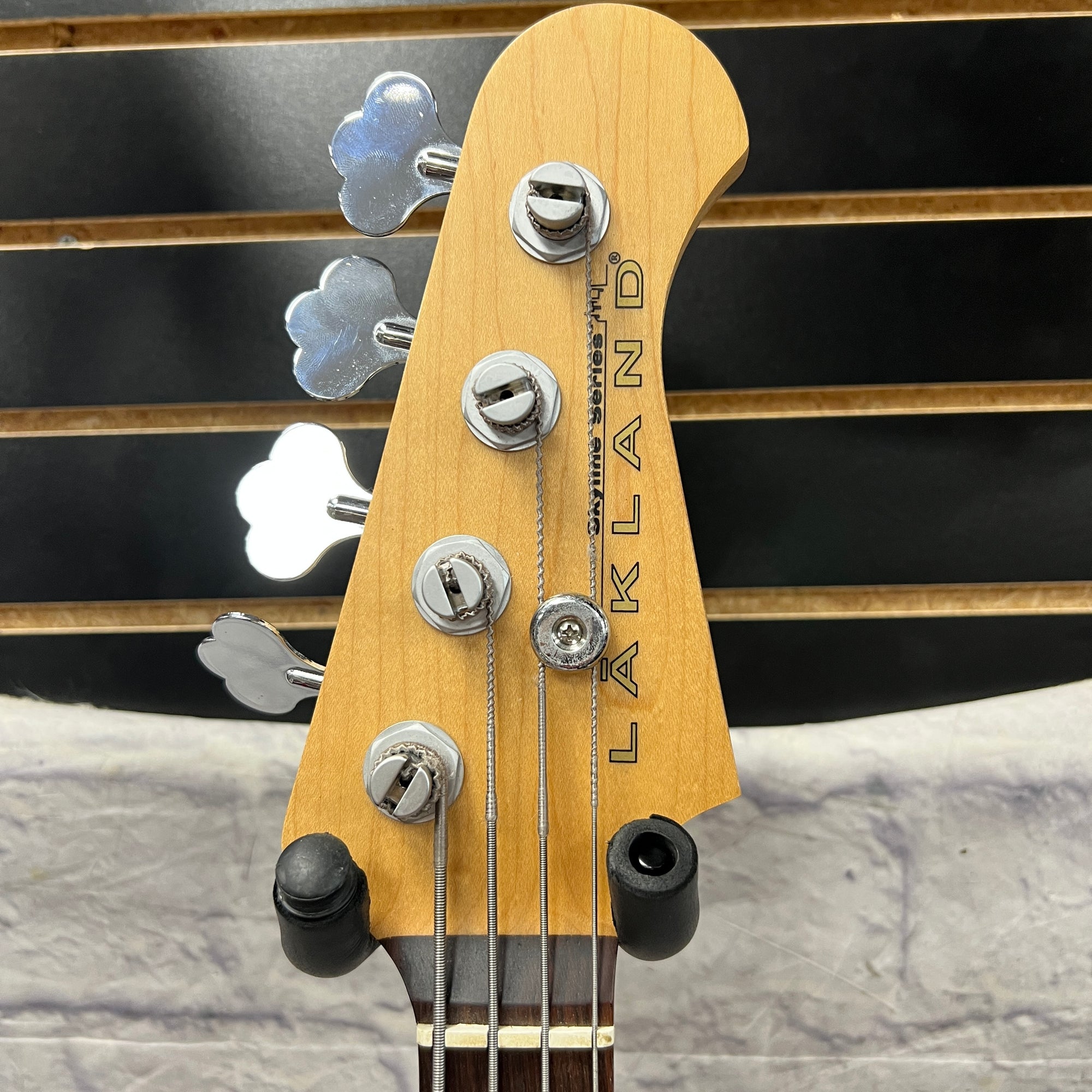 Lakland Skyline 44-02 Deluxe 4-String Bass with Case