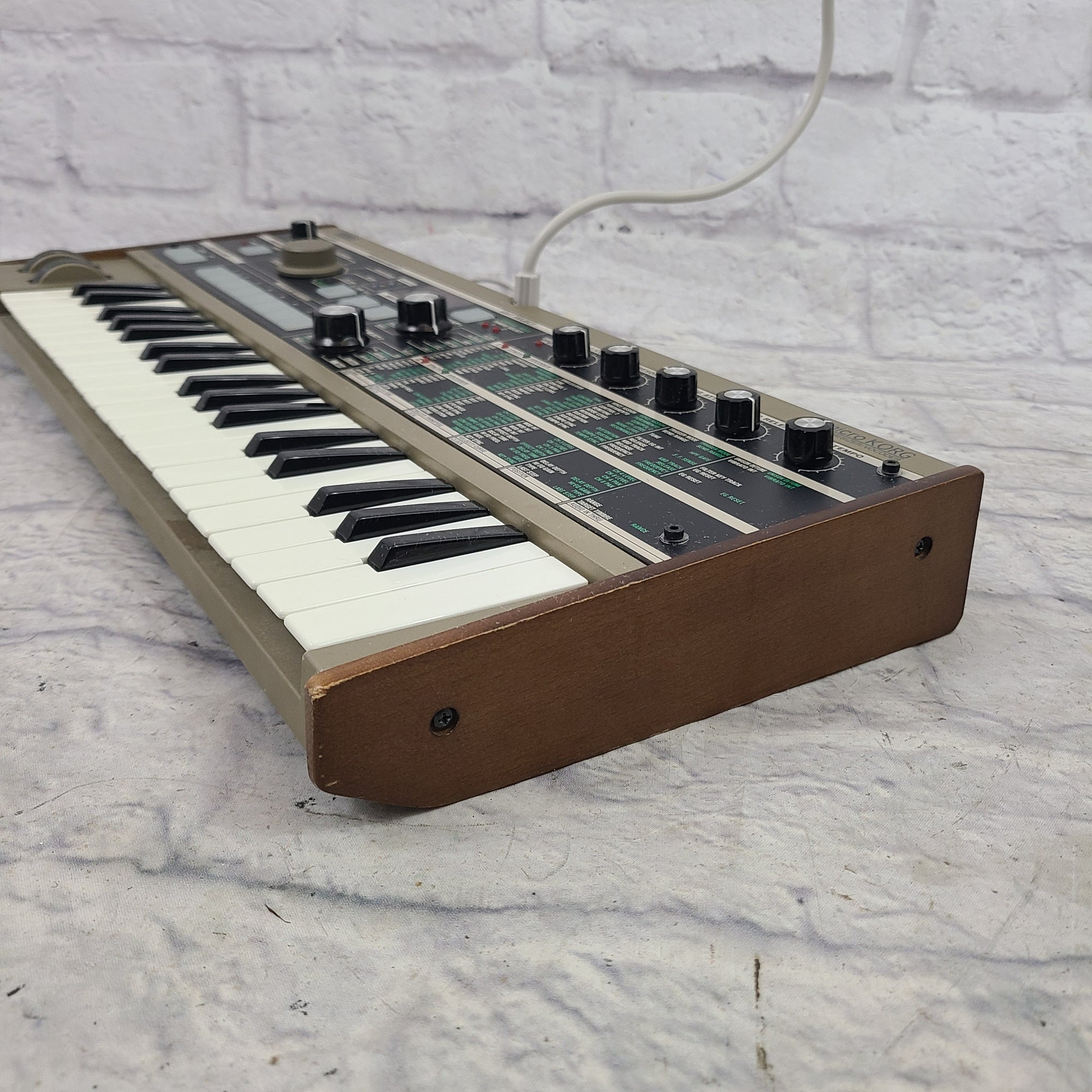 Korg microKORG 37-Key Synthesizer/Vocoder