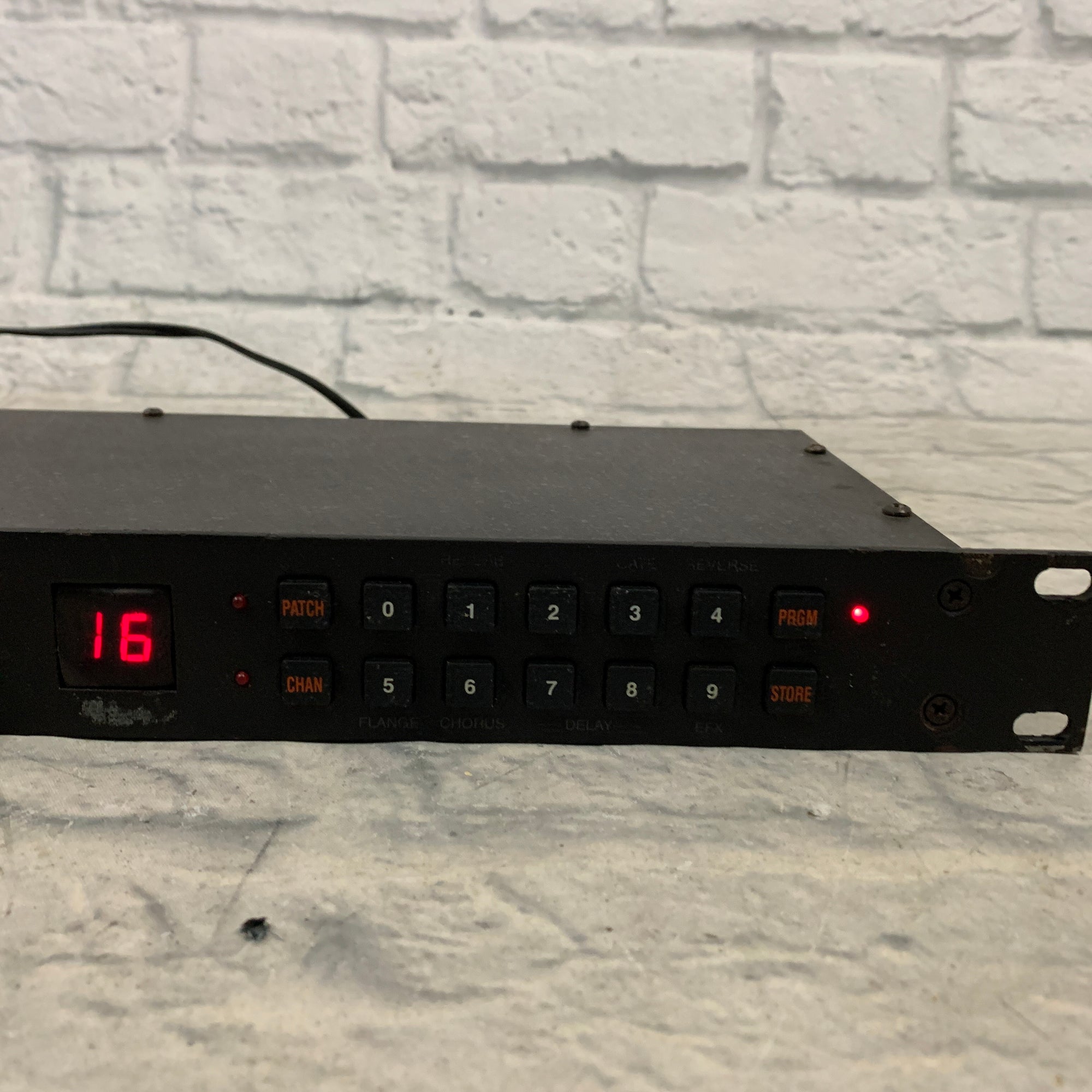 Alesis MIDIVerb II Rack Reverb Unit
