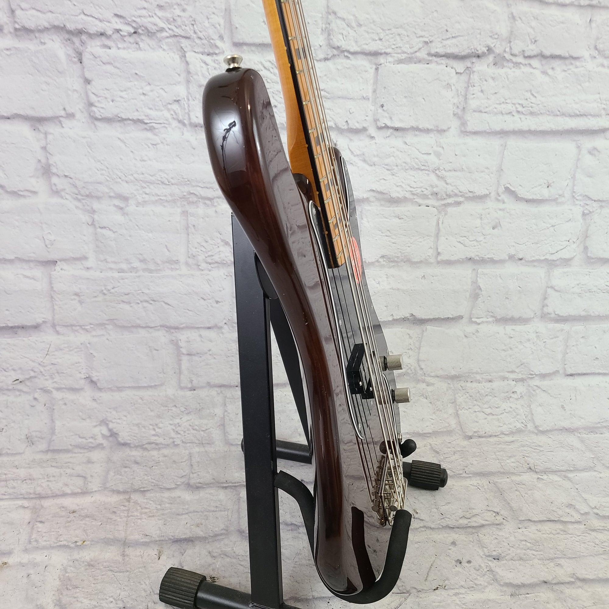 Squier Classic Vibe 70s P- Bass 4 String Bass Guitar