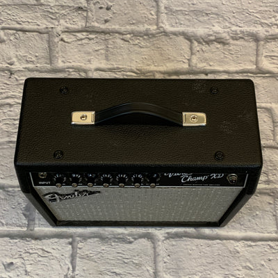 Fender Vibro Champ XD Guitar Combo Amplifier